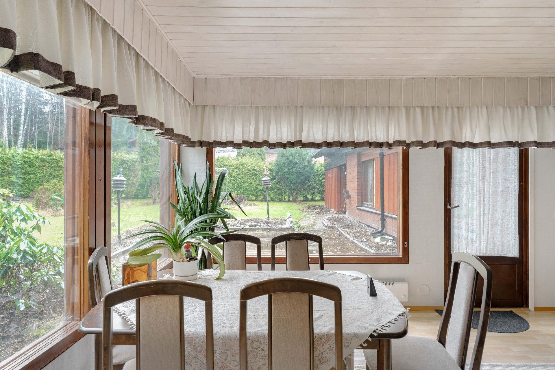 Kaksosvuorentie 5, Heikkilä, Kirkkonummi