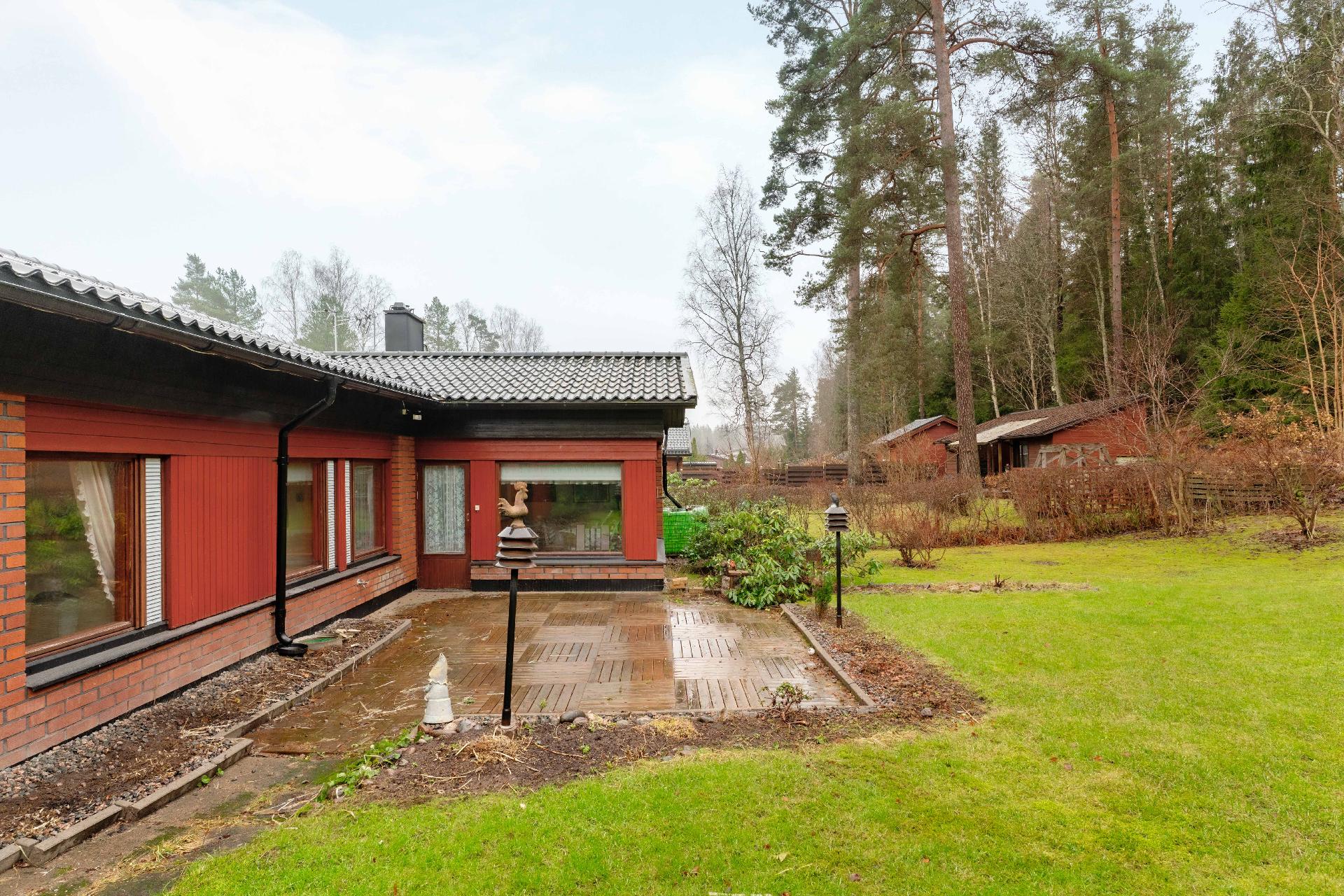 Kaksosvuorentie 5, Heikkilä, Kirkkonummi