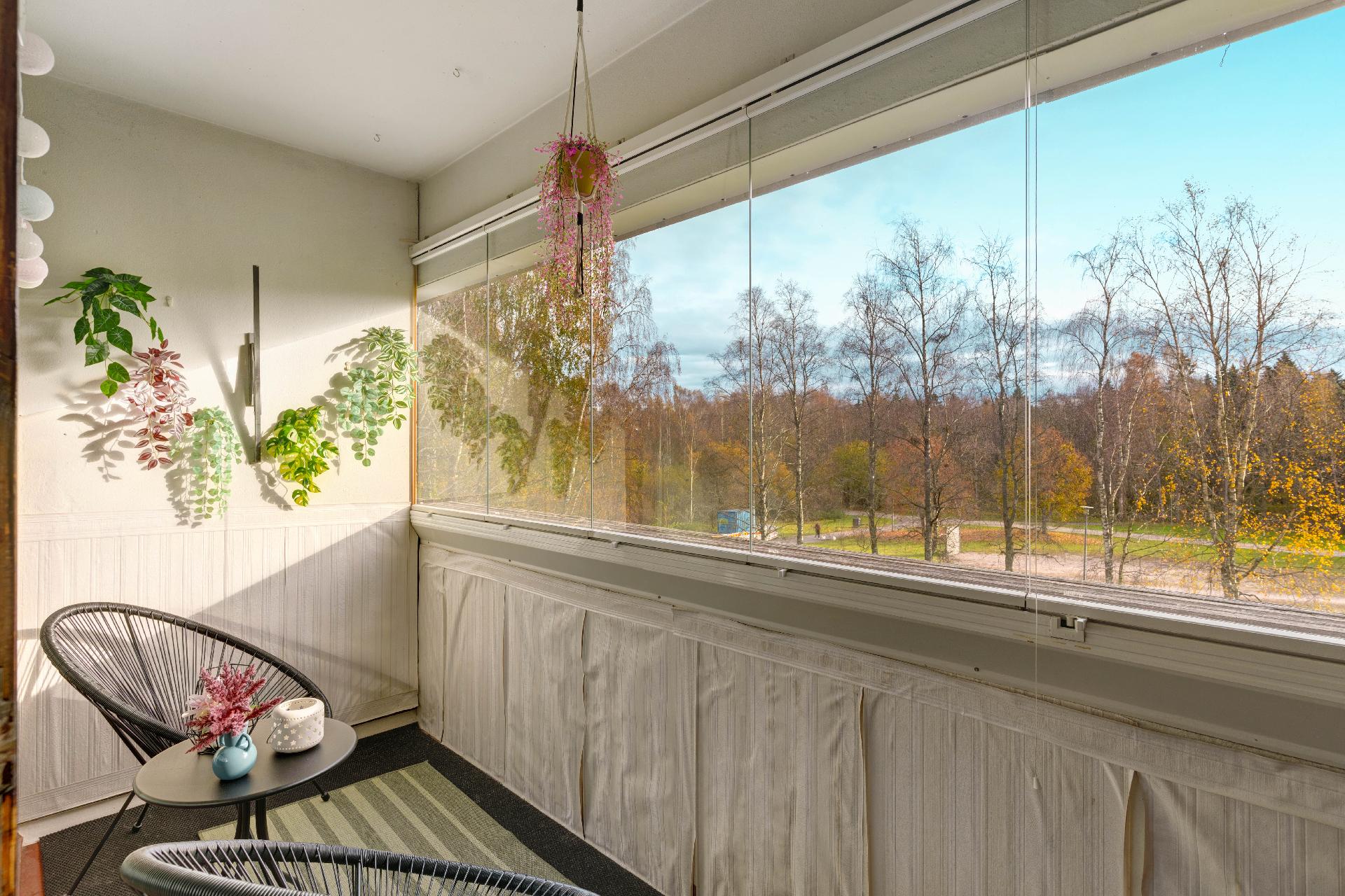 Iivisniemenaukio 2, Iivisniemi, Espoo