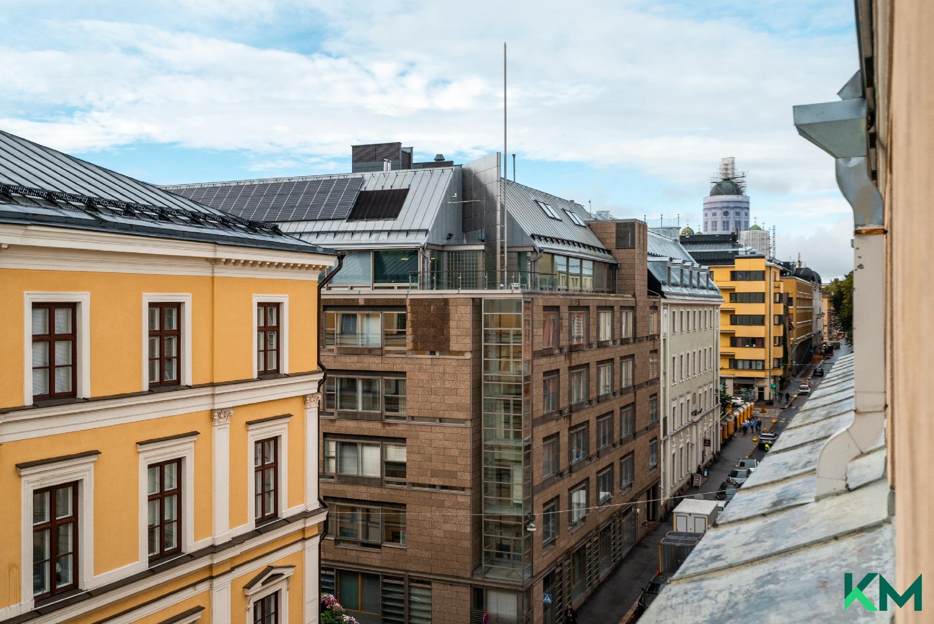 Kirkkokatu 1b, Kruununhaka, Helsinki