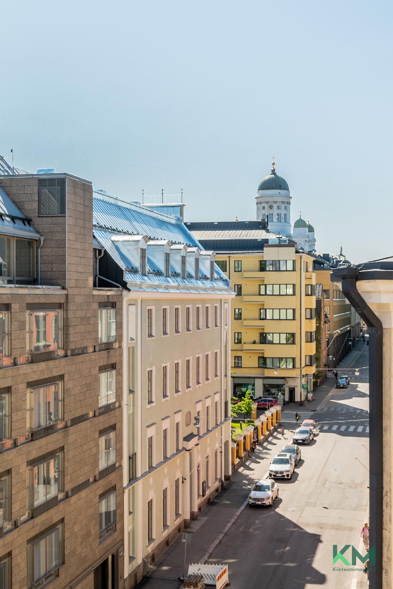 Kirkkokatu 1b, Kruununhaka, Helsinki