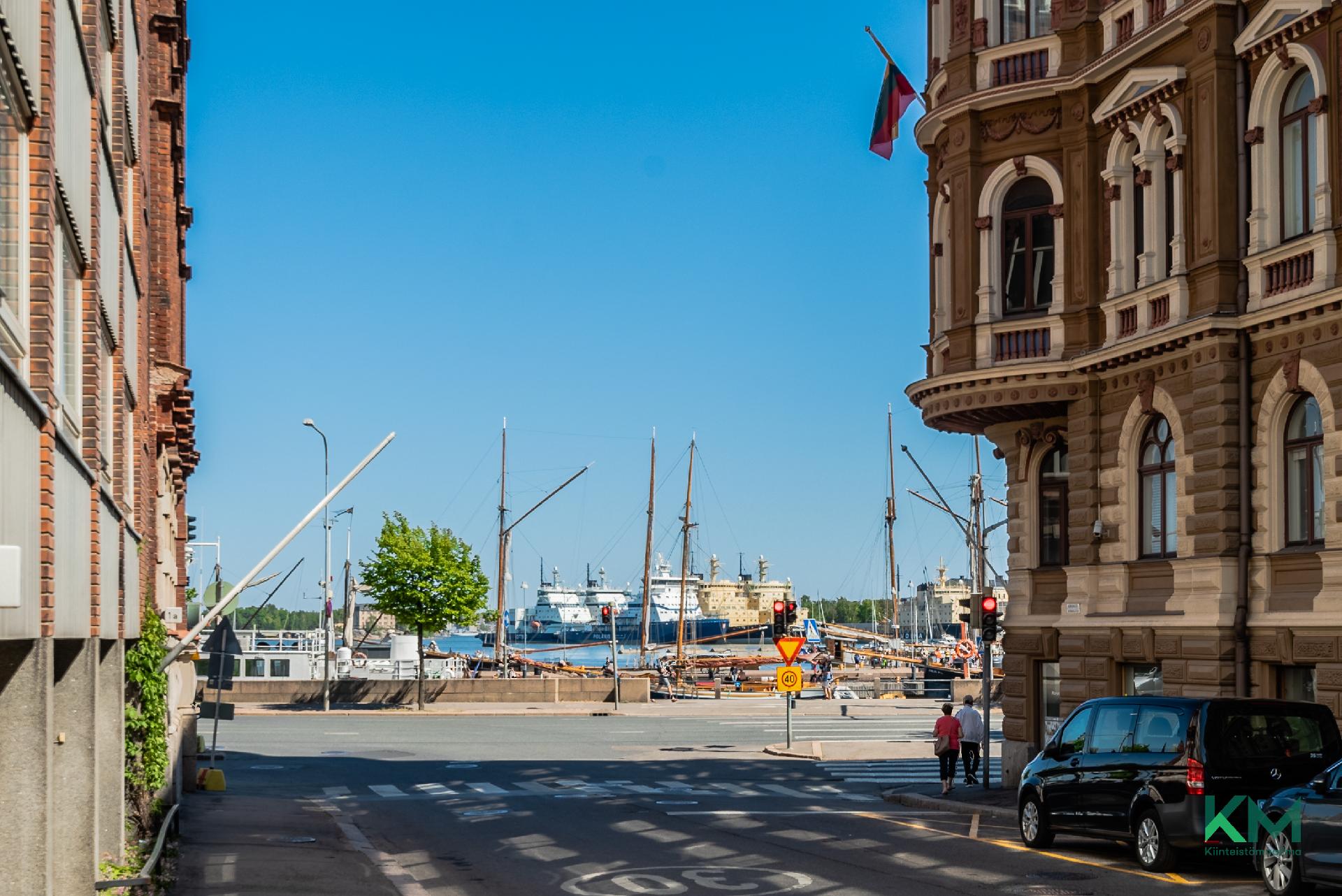 Kirkkokatu 1b, Kruununhaka, Helsinki