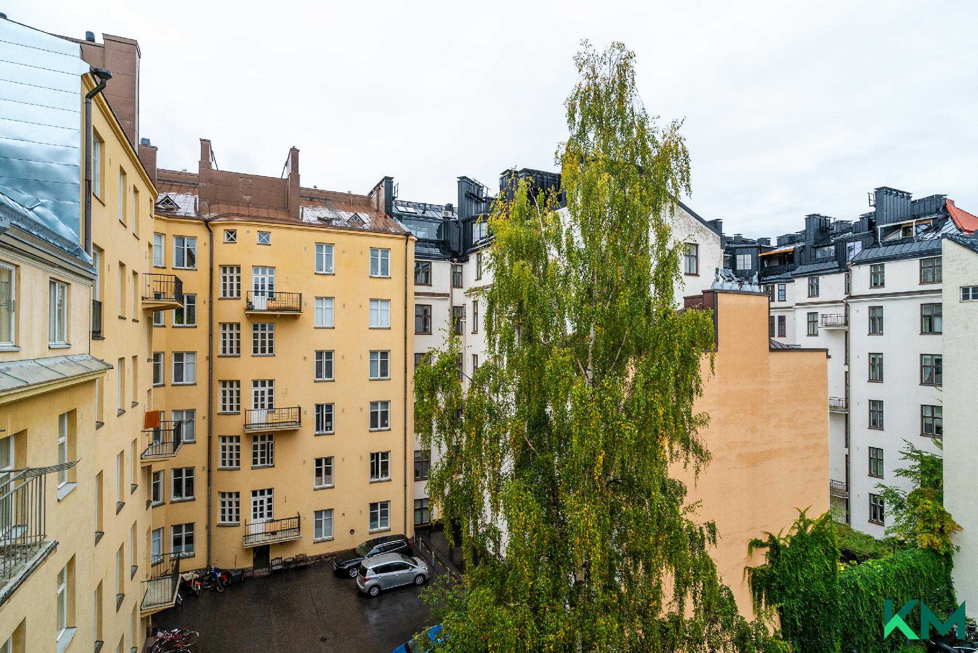 Kirkkokatu 1b, Kruununhaka, Helsinki