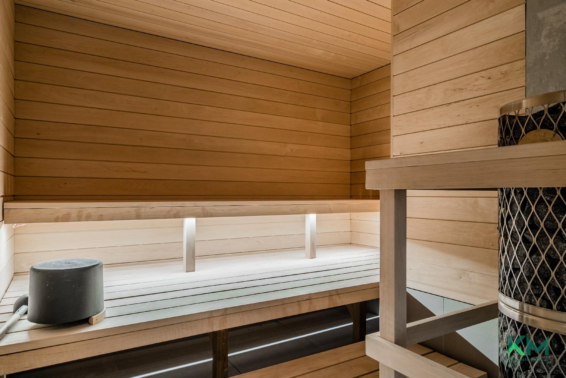 Kirkkokatu 1b, Kruununhaka, Helsinki