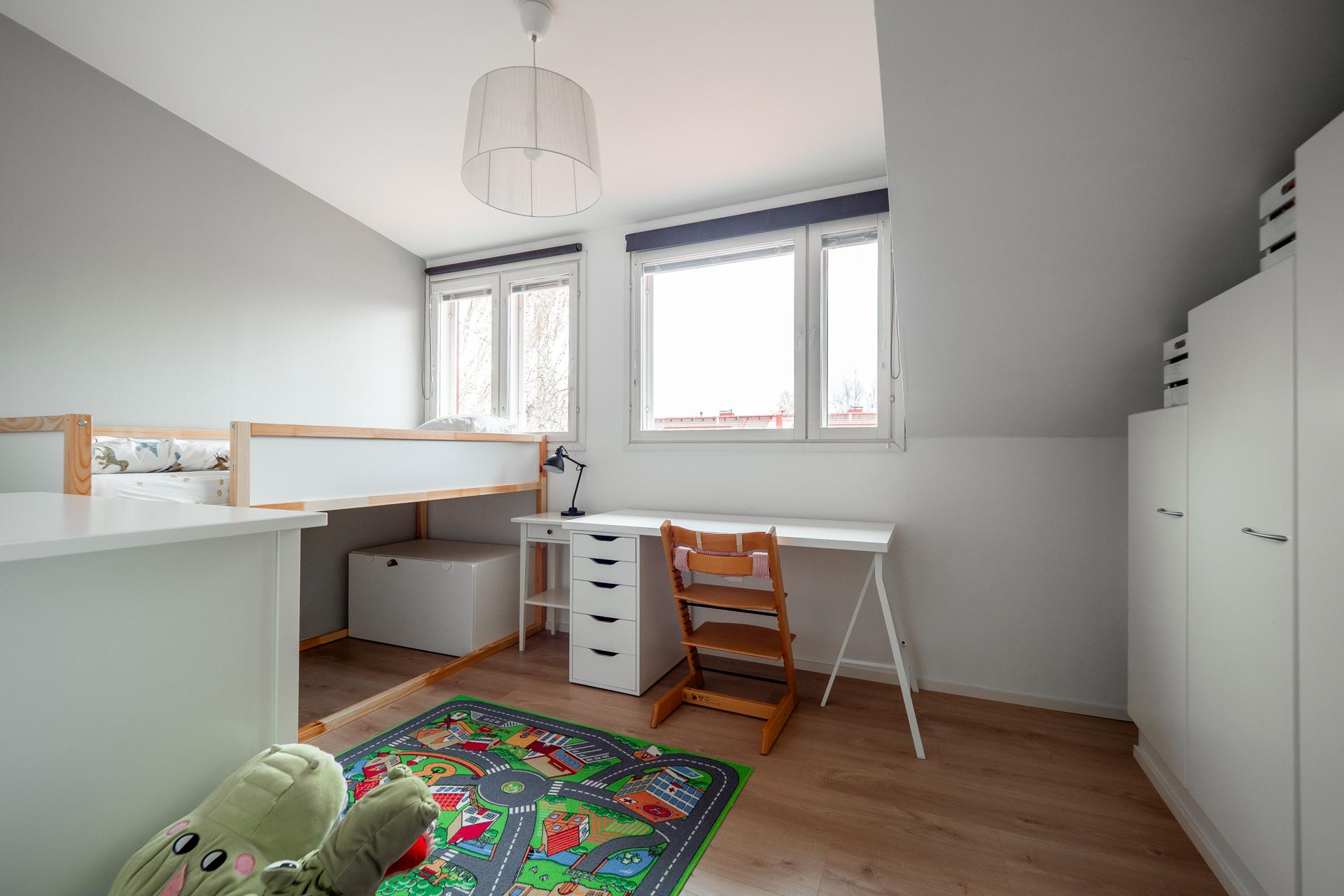 Kenttätie 14, Intiö, Oulu