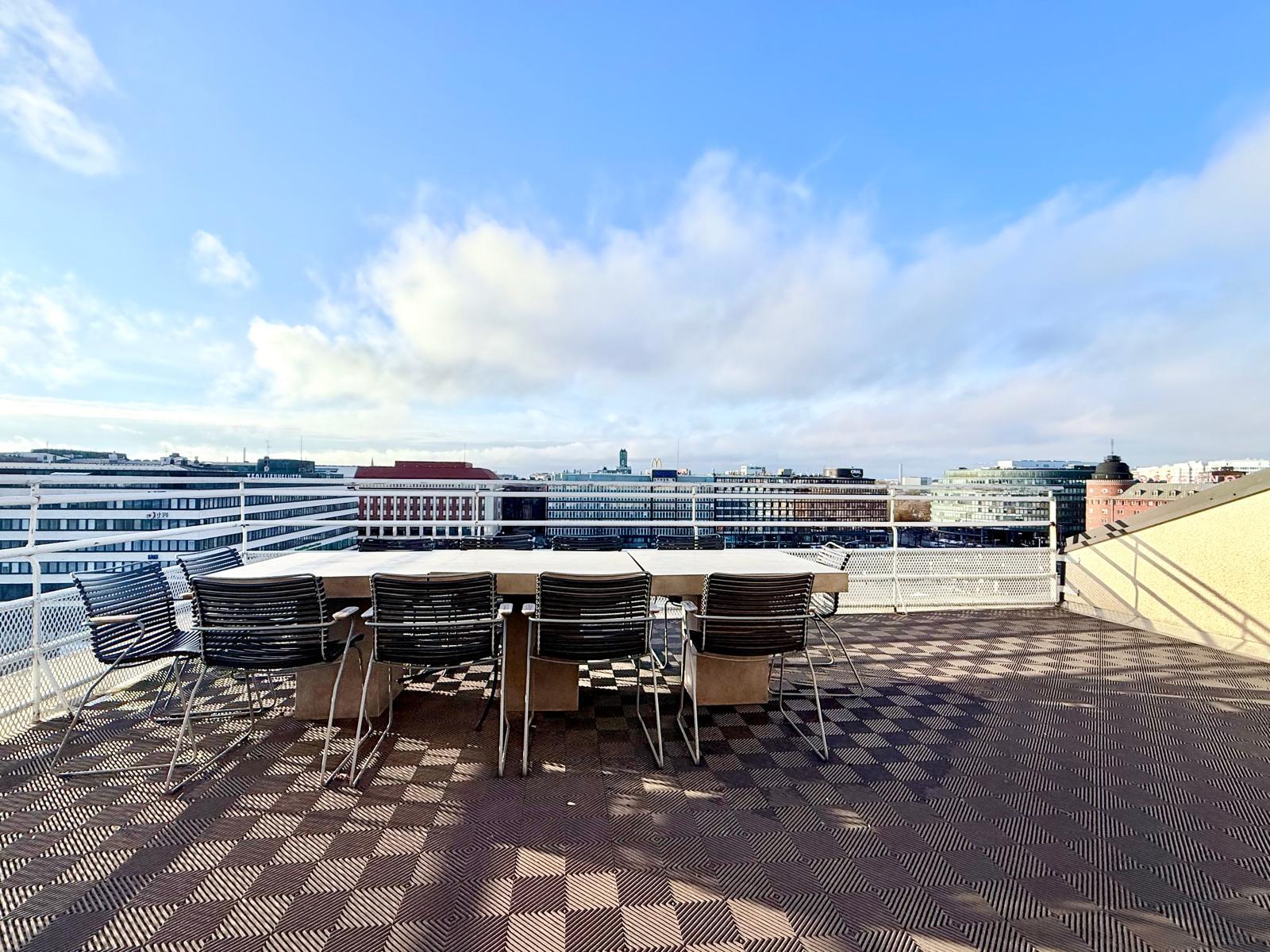 Kattoterassi asukkaille