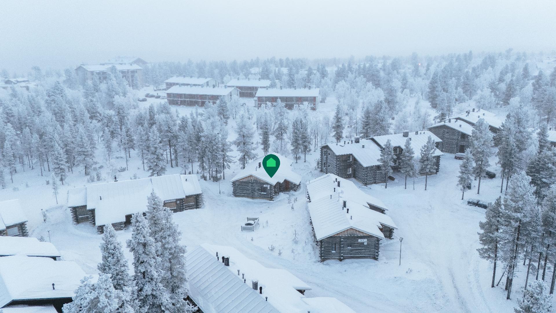 Rauhallinen sijainti lähellä Saariselän kaikkia palveluita!