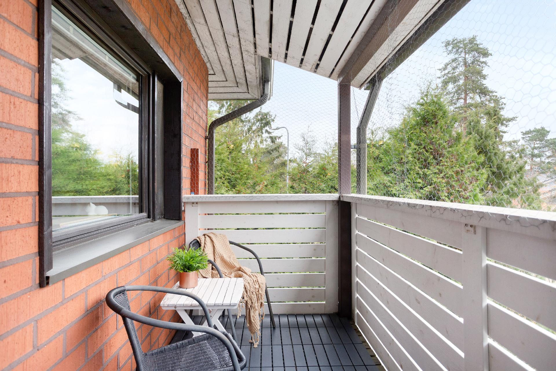 Merenneidontie 30, Laurinlahti, Espoo