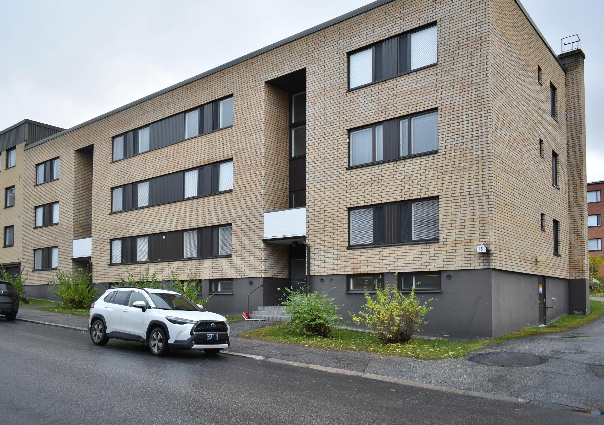 Louhikatu 16, Yläkaupunki, Kajaani