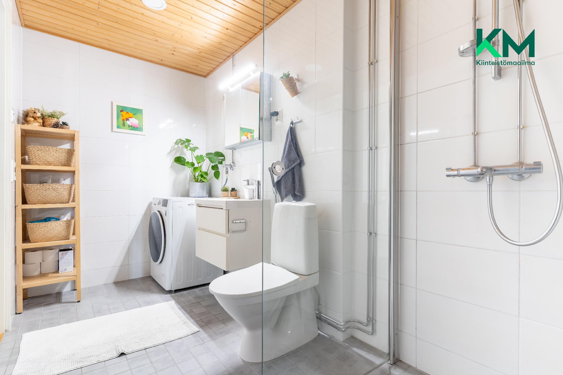 Safiirikuja 8, Kivistö, Vantaa