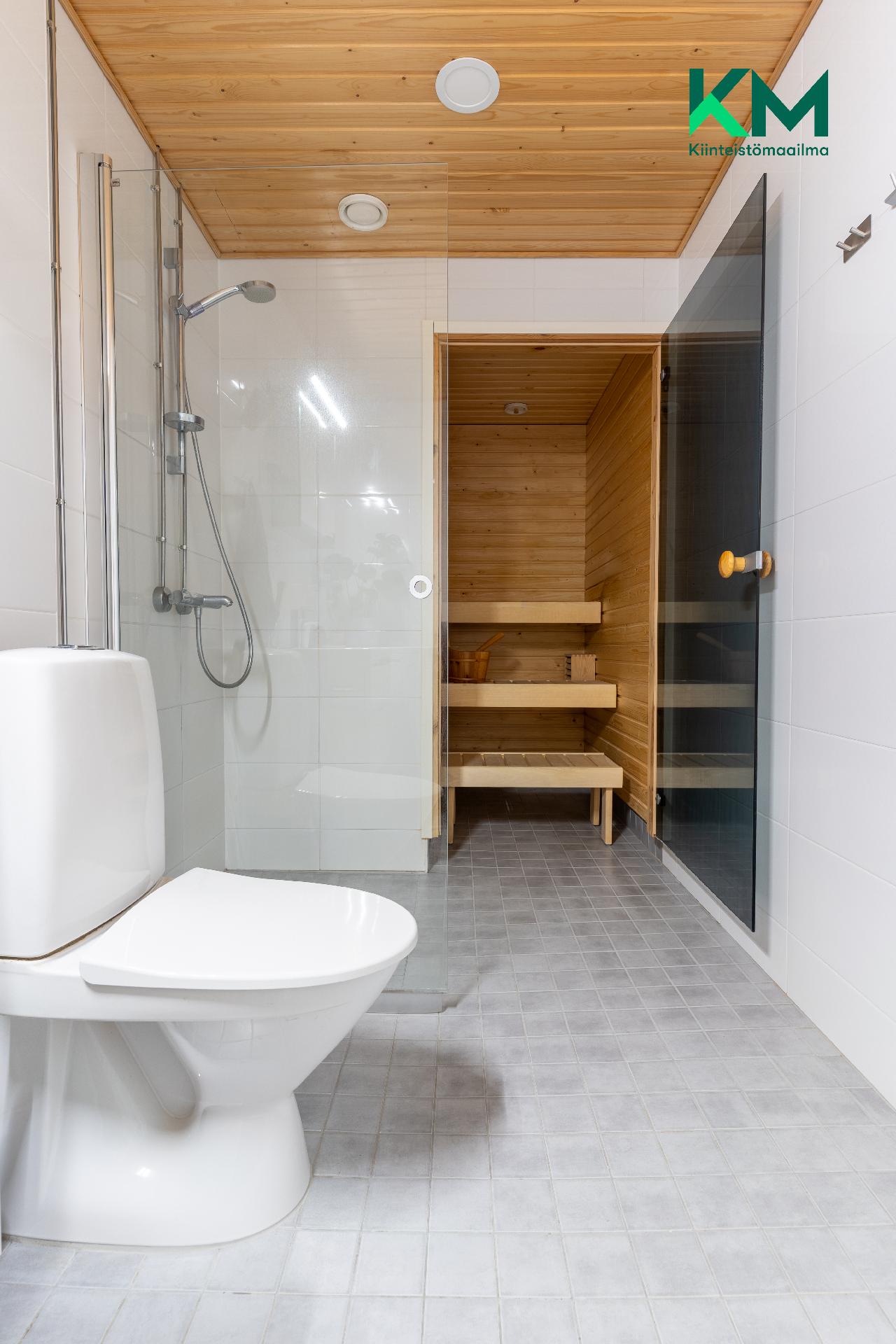 Safiirikuja 8, Kivistö, Vantaa