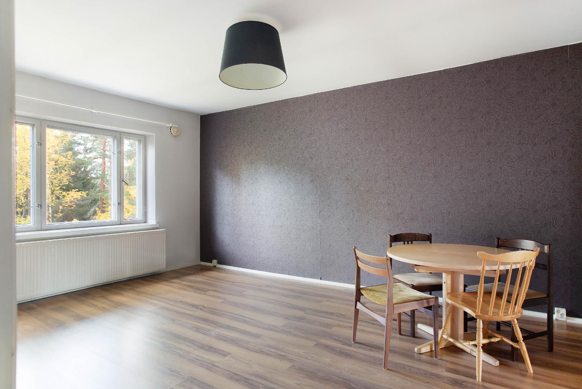 Rajavartiostonkatu 8, Keskusta, Lohja