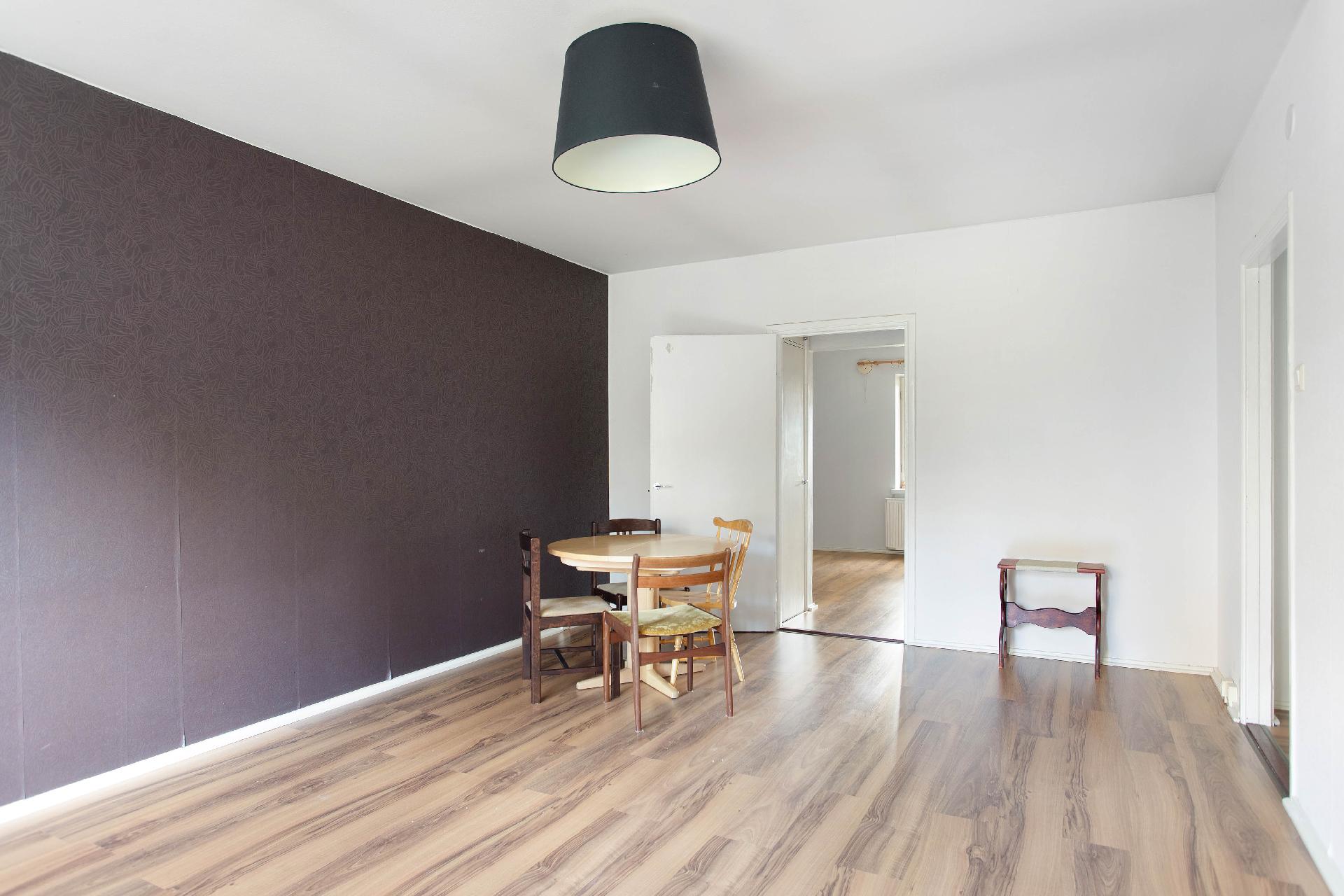 Rajavartiostonkatu 8, Keskusta, Lohja