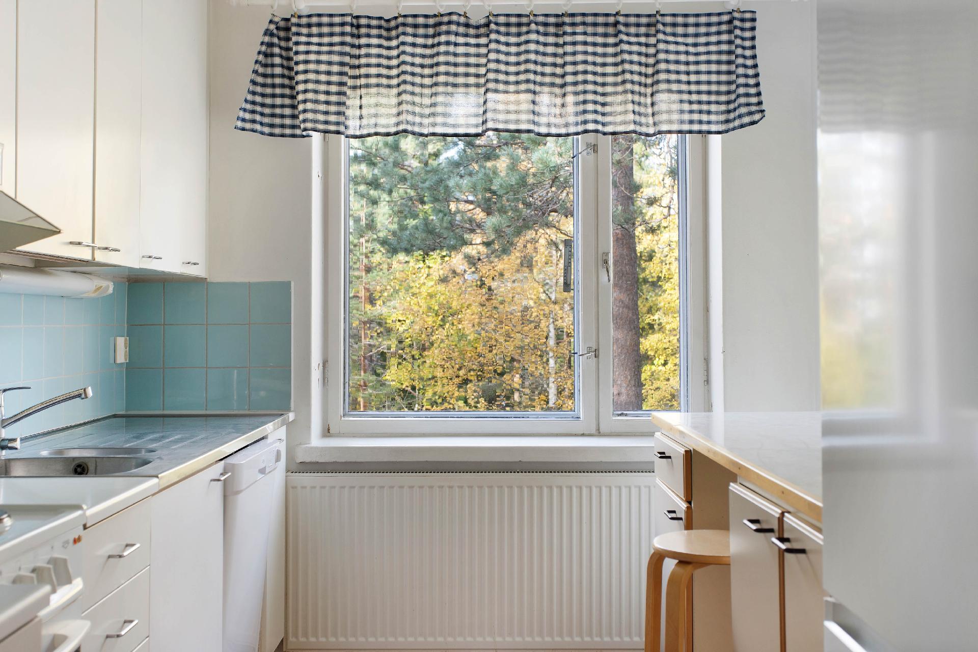 Rajavartiostonkatu 8, Keskusta, Lohja