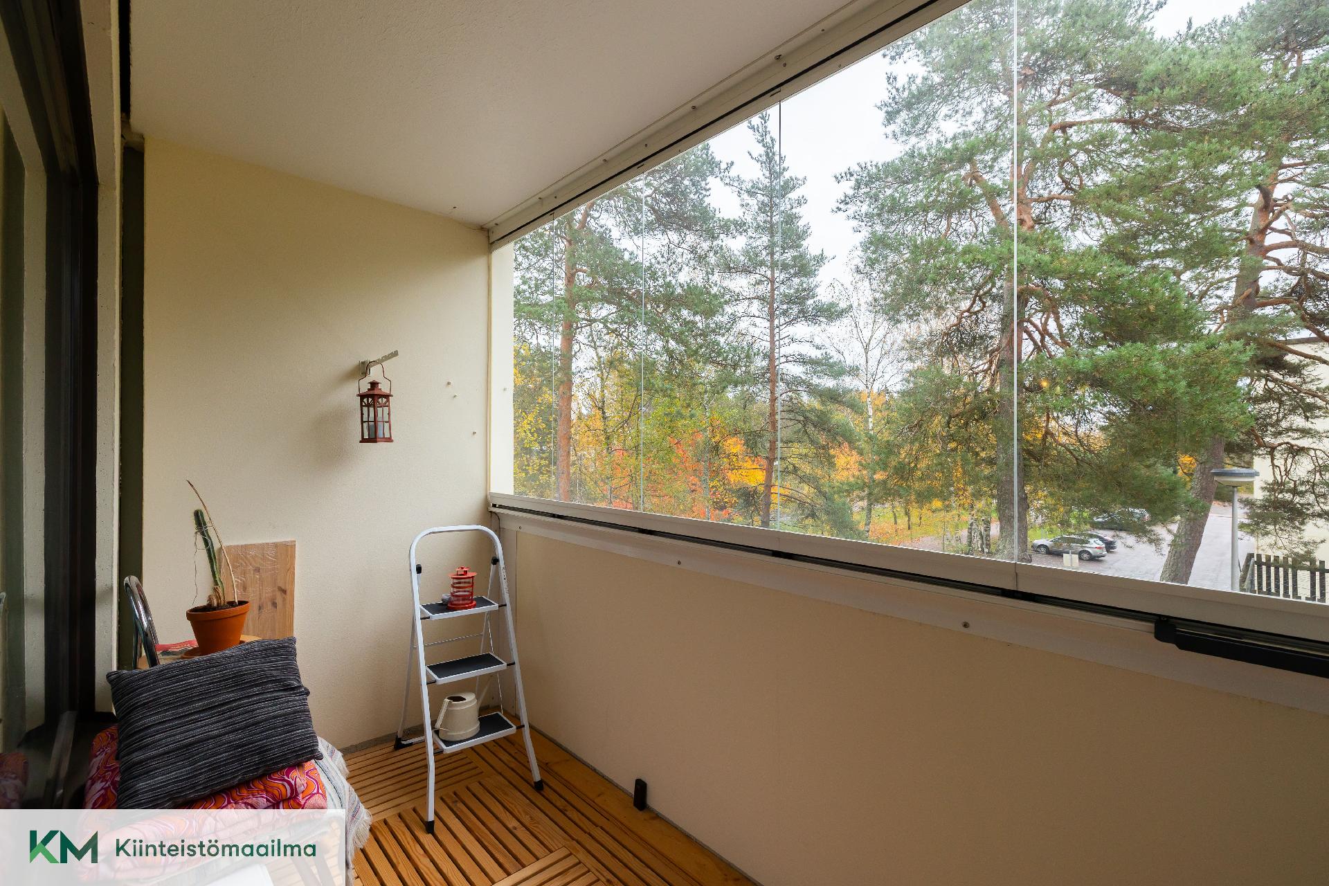 Loitsutie 10, Karhuvuori, Kotka