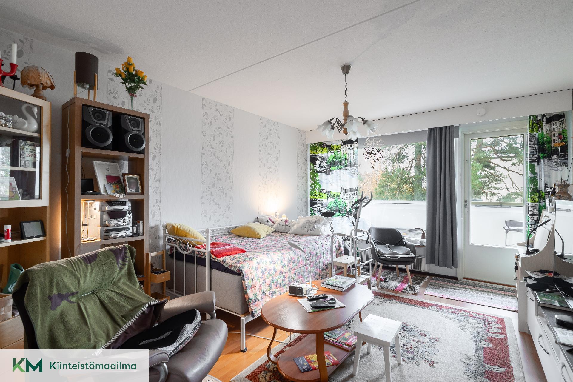 Loitsutie 10, Karhuvuori, Kotka