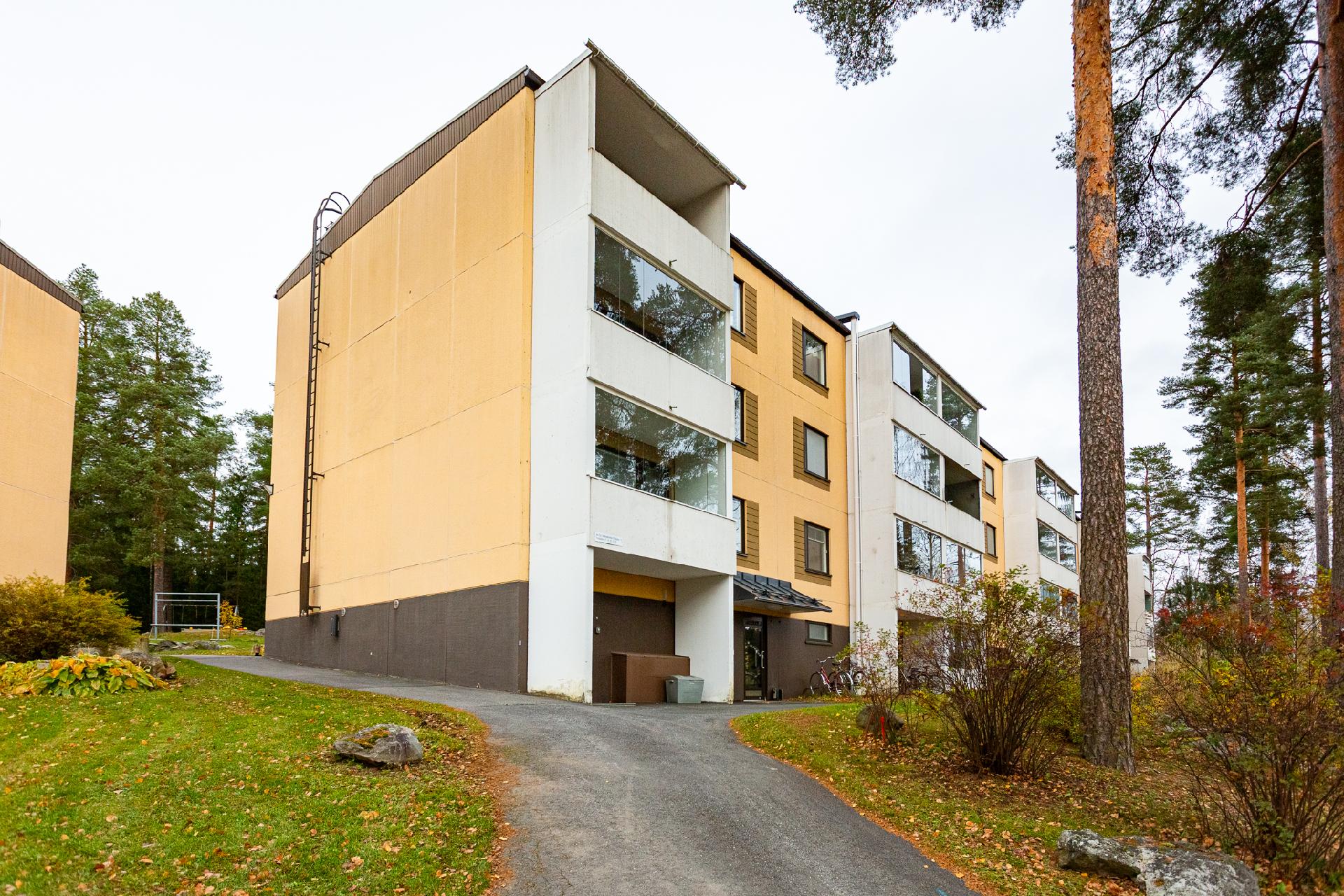 Petäjätie 11, Mäntylä, Valkeakoski