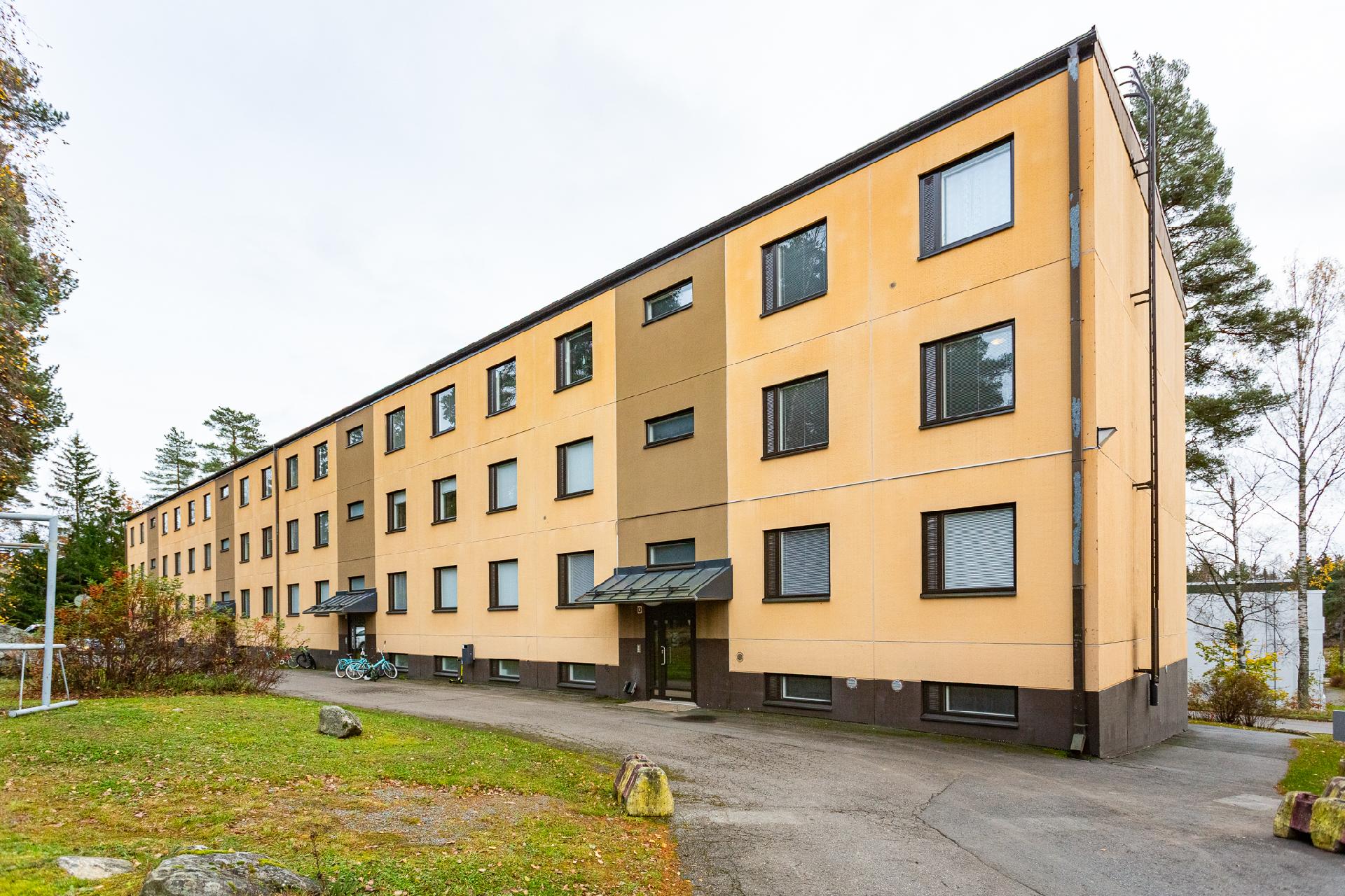 Petäjätie 11, Mäntylä, Valkeakoski