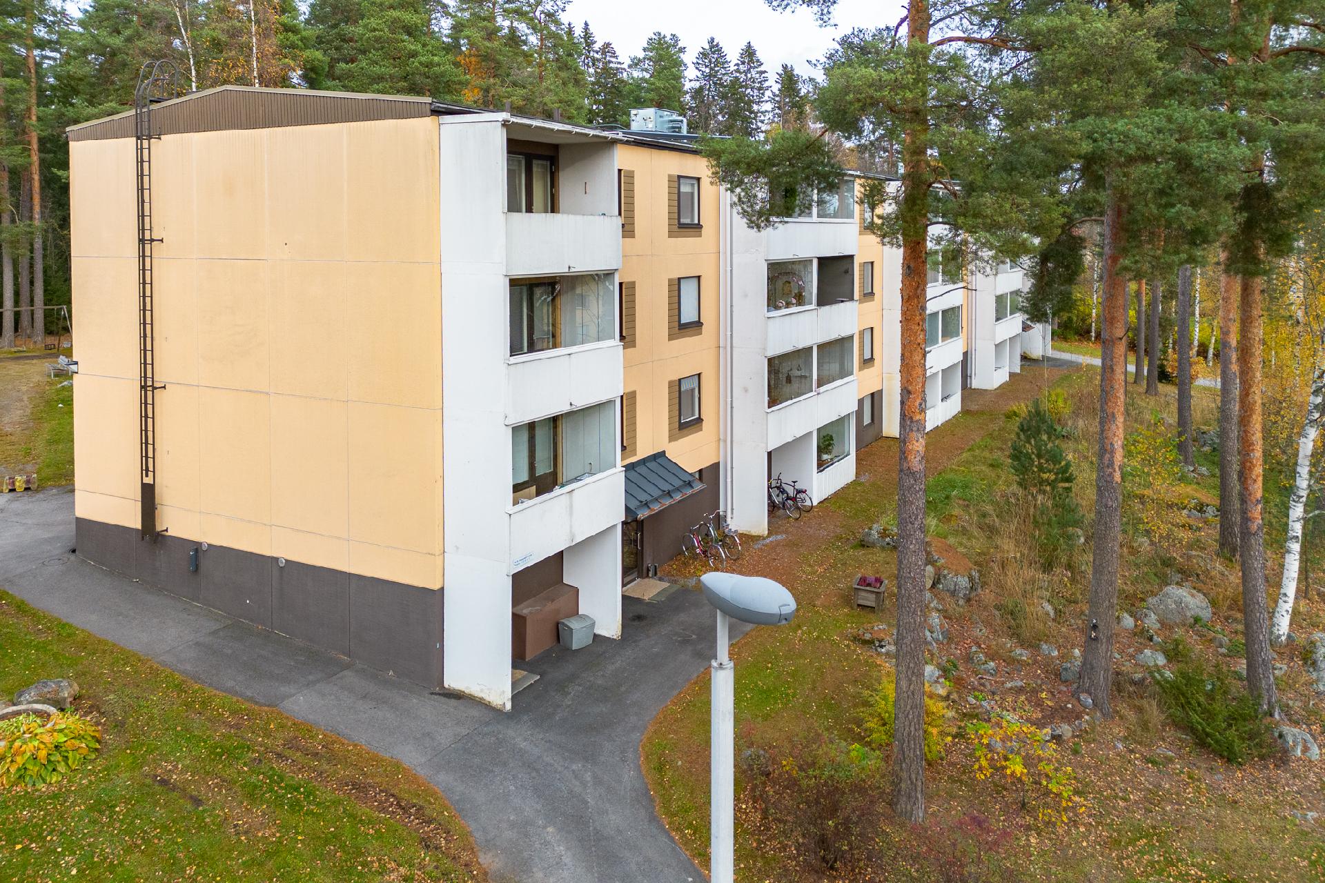 Petäjätie 11, Mäntylä, Valkeakoski