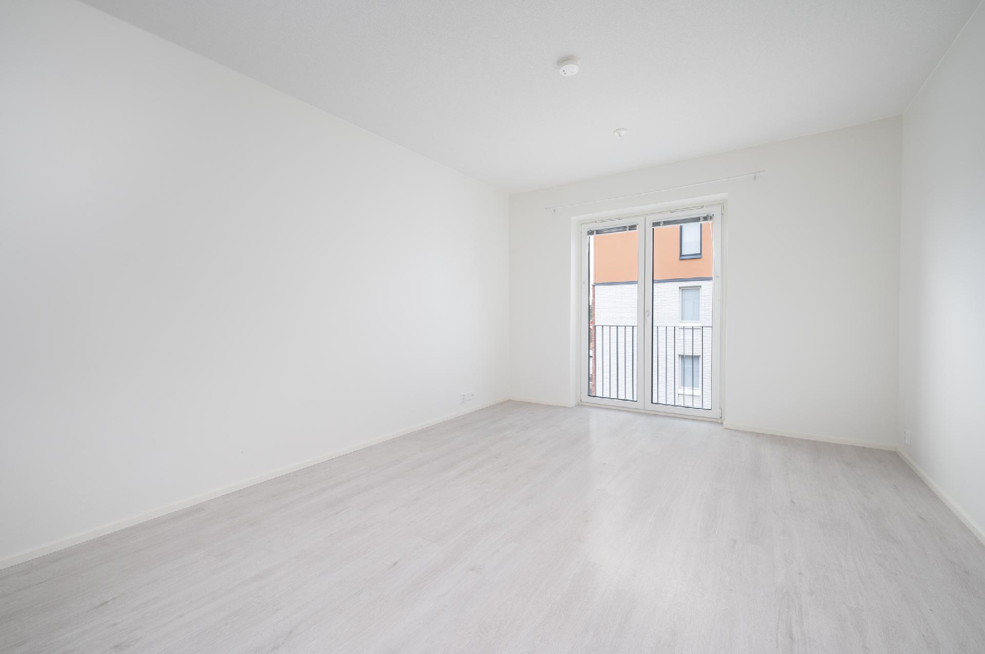 Kuvat vastaavanlaisesta asunnosta alemmasta kerroksesta