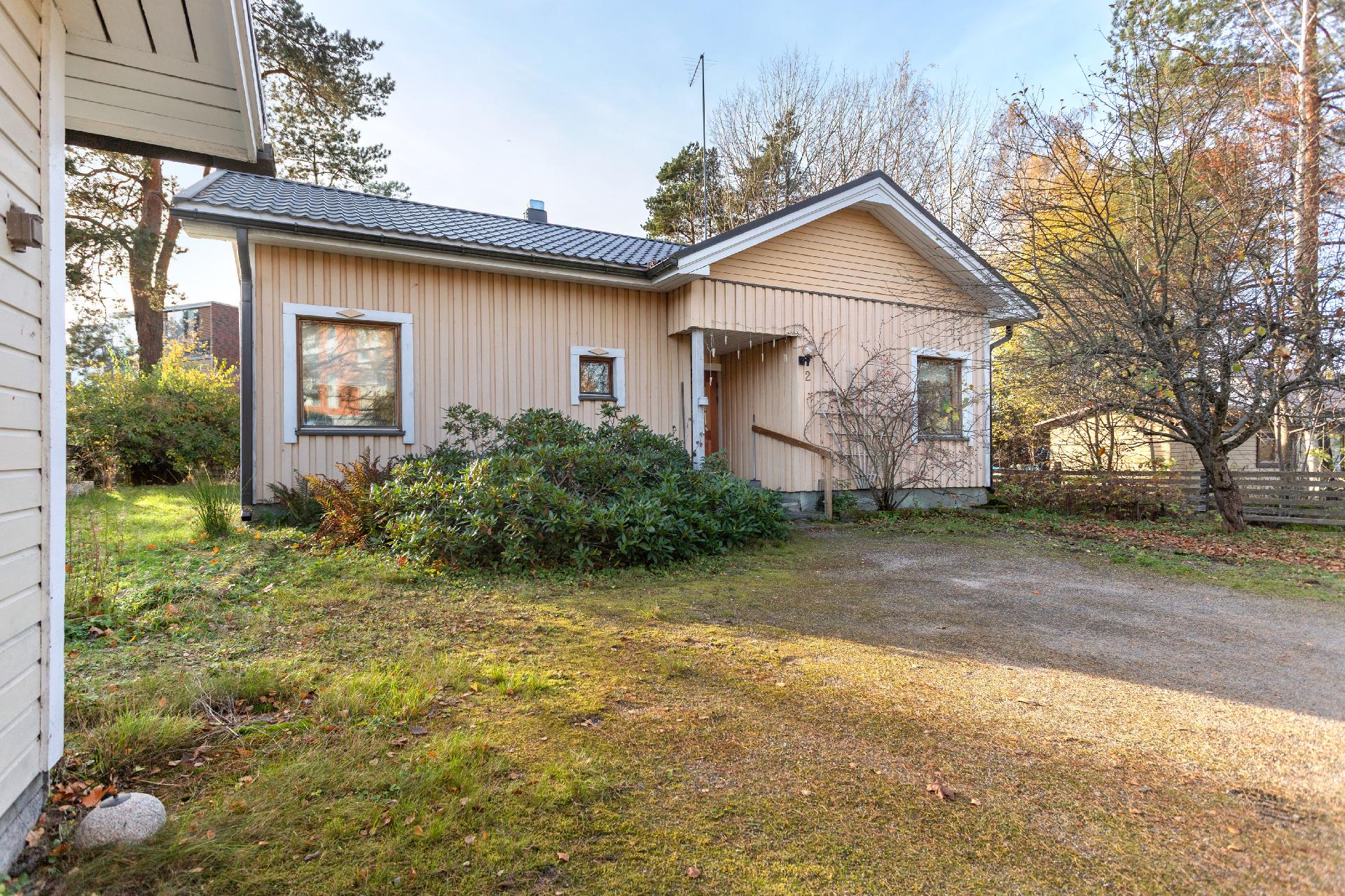 Piispanpelto 2, Olari, Espoo