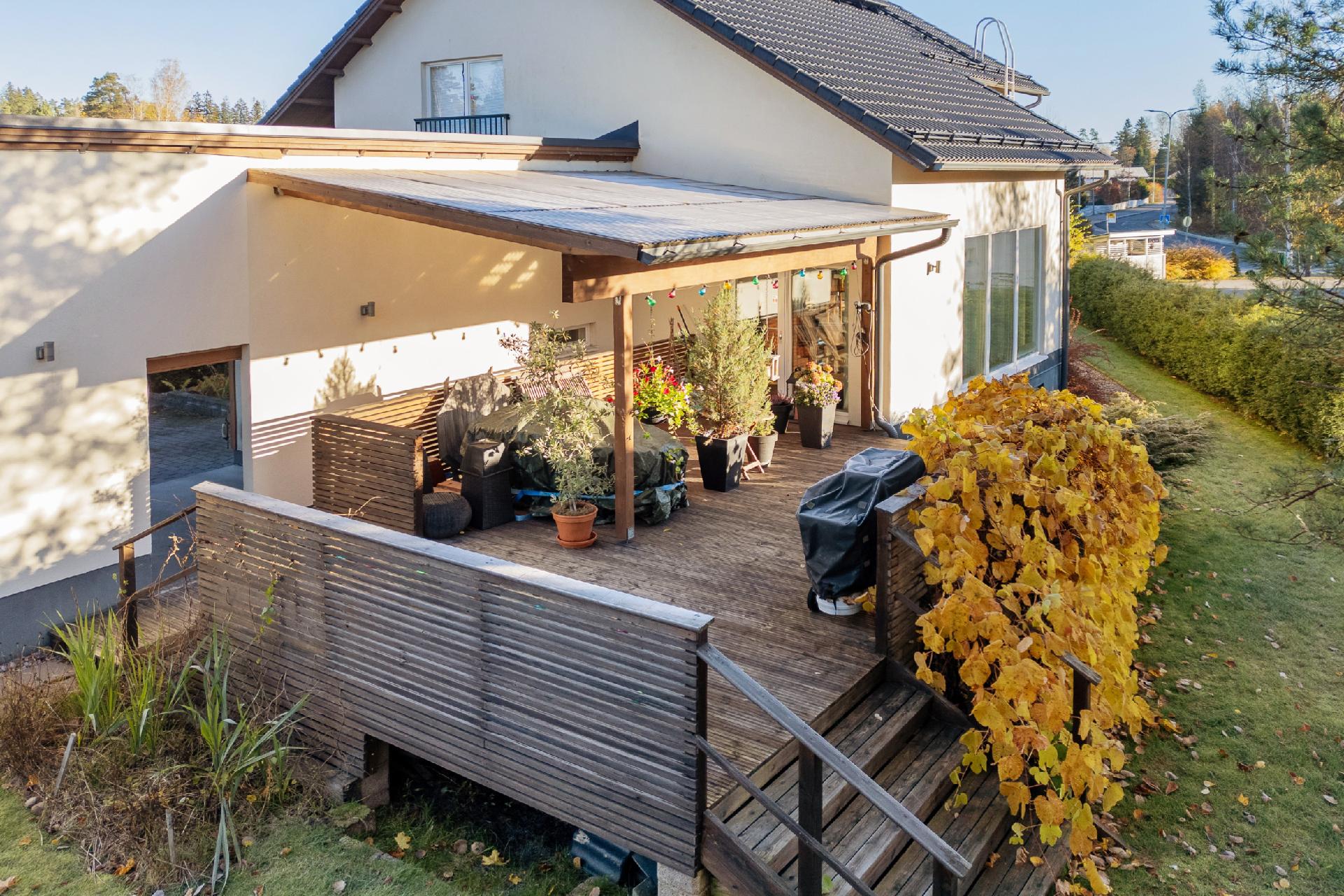 Rastasniityntie 27, Laaksolahti, Espoo