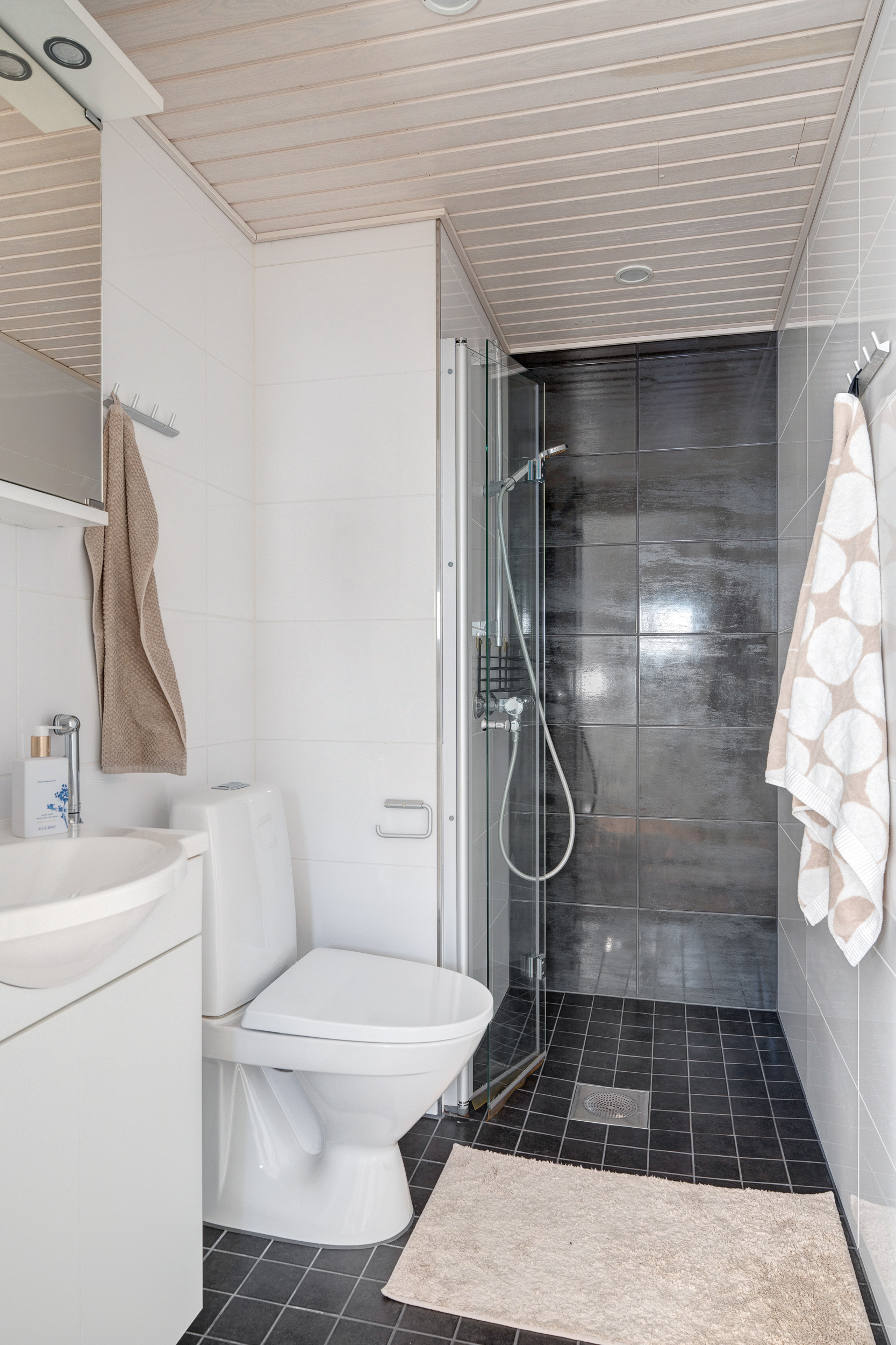 Tillinmäentie 35, Tillinmäki, Espoo
