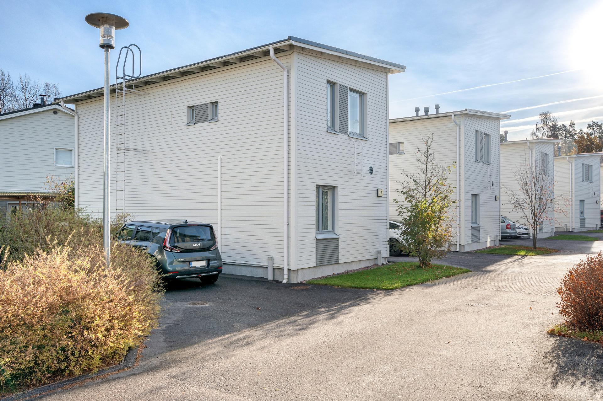 Tillinmäentie 35, Tillinmäki, Espoo