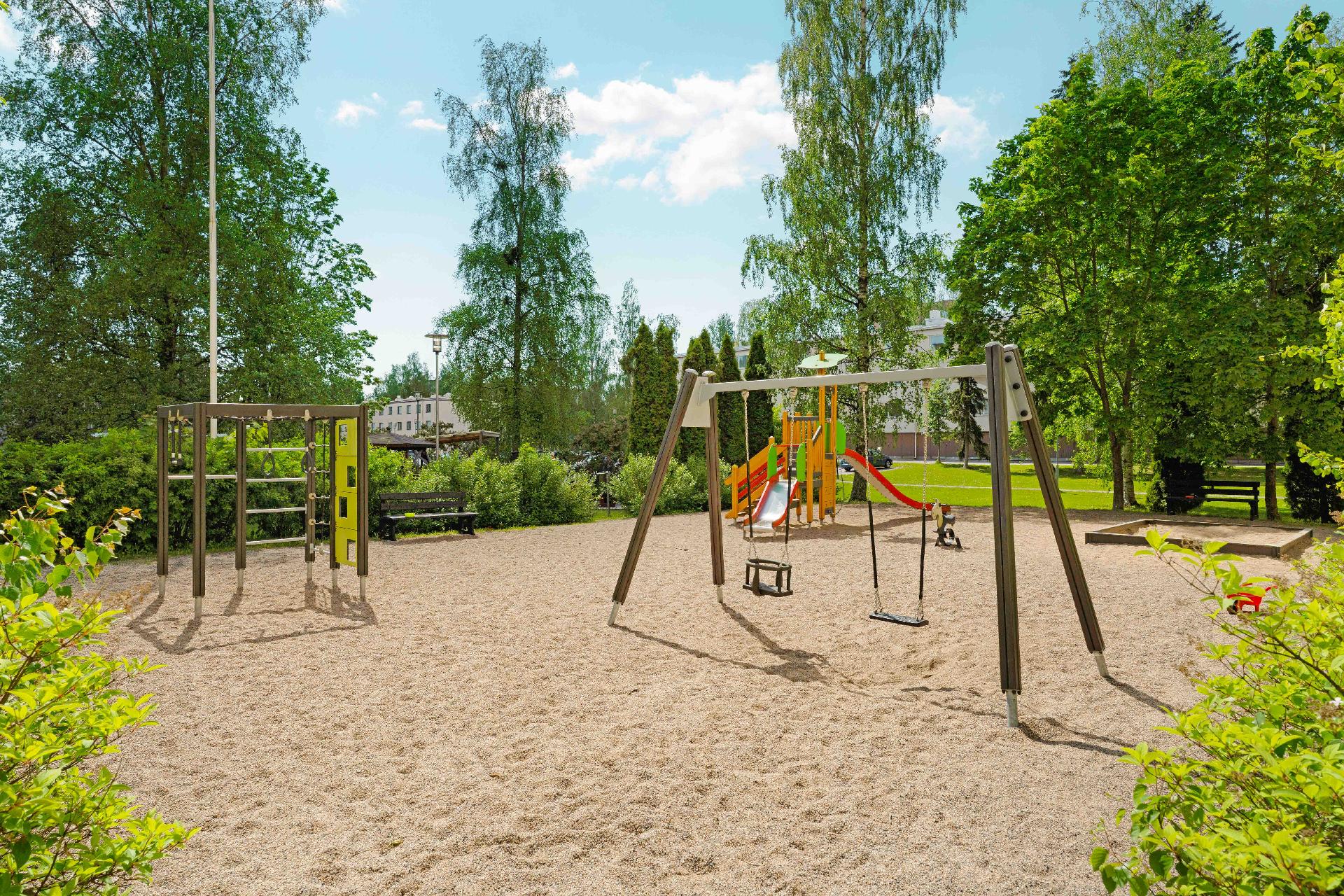 Kivivuorenkuja 4, Martinlaakso, Vantaa