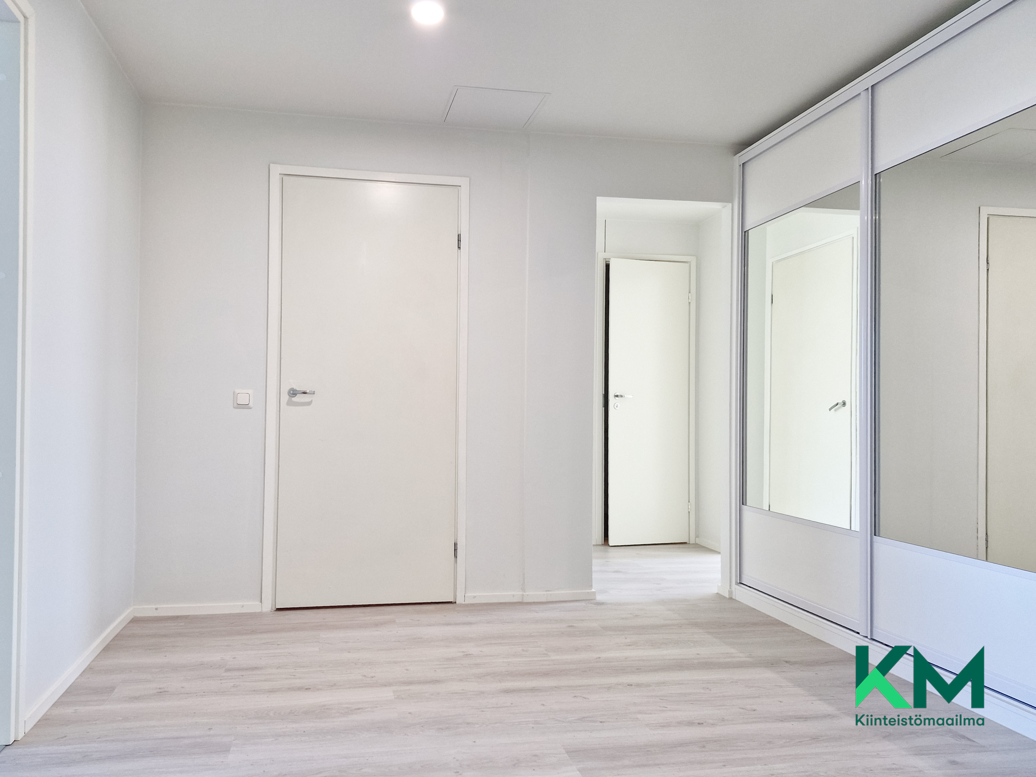 Laitaatsillantie 14, Sortteerinlahti, Savonlinna