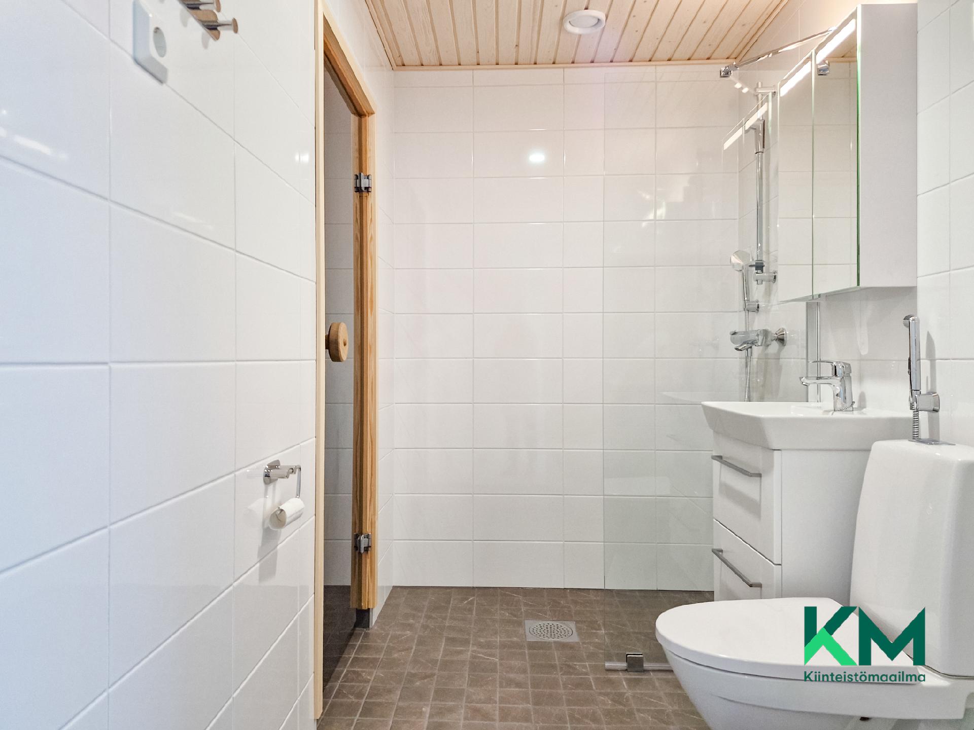 Laitaatsillantie 14, Sortteerinlahti, Savonlinna