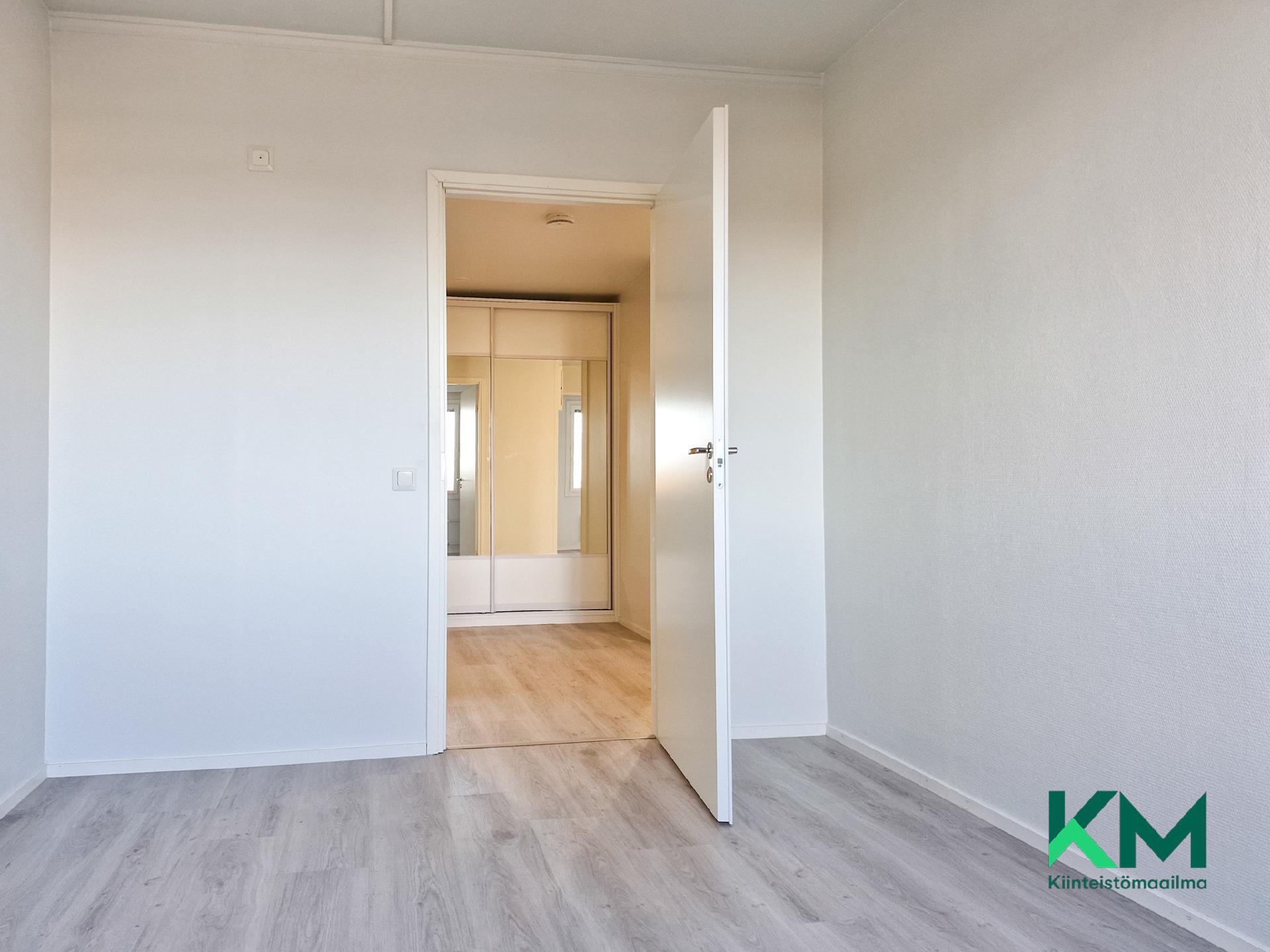 Laitaatsillantie 14, Sortteerinlahti, Savonlinna