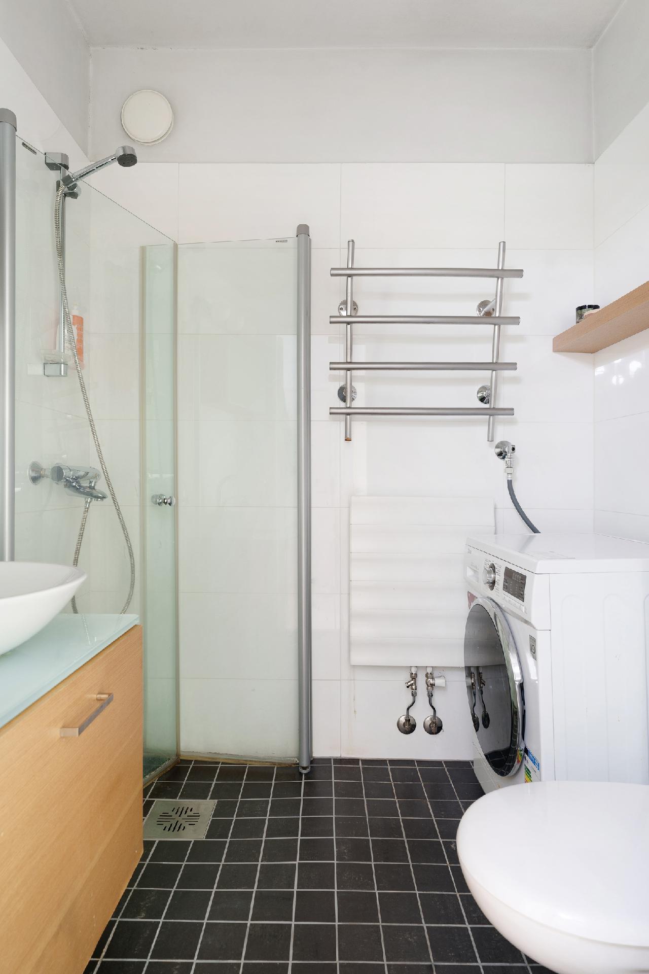 Kauppiaankatu 8-10, Katajanokka, Helsinki