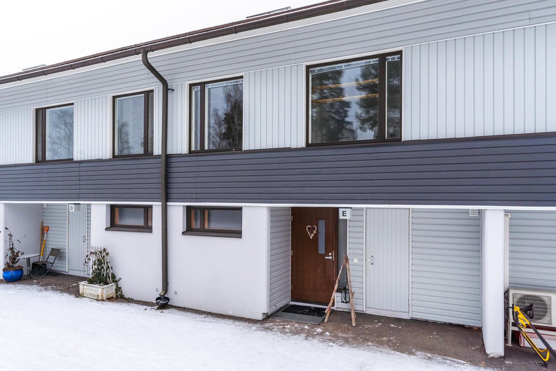 Kartanonkuja 4, Kyösti, Pirkkala