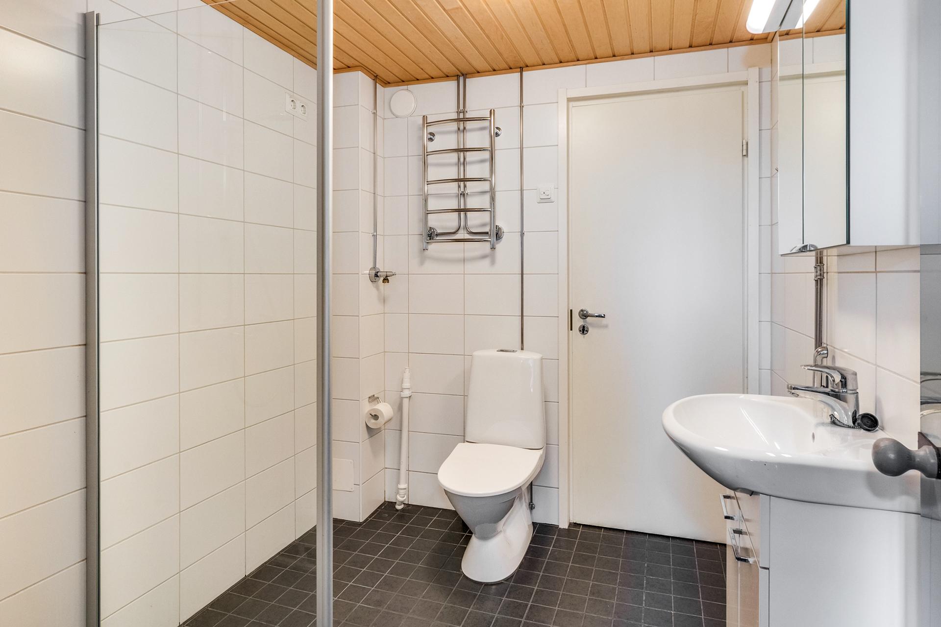 Kartanonkuja 4, Kyösti, Pirkkala