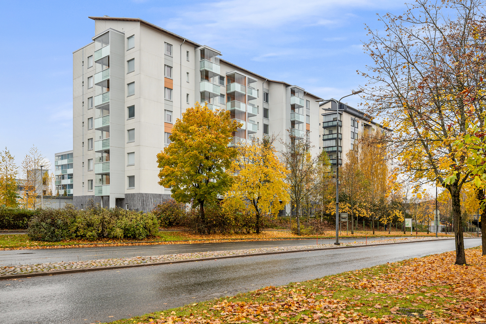 Julkisivu