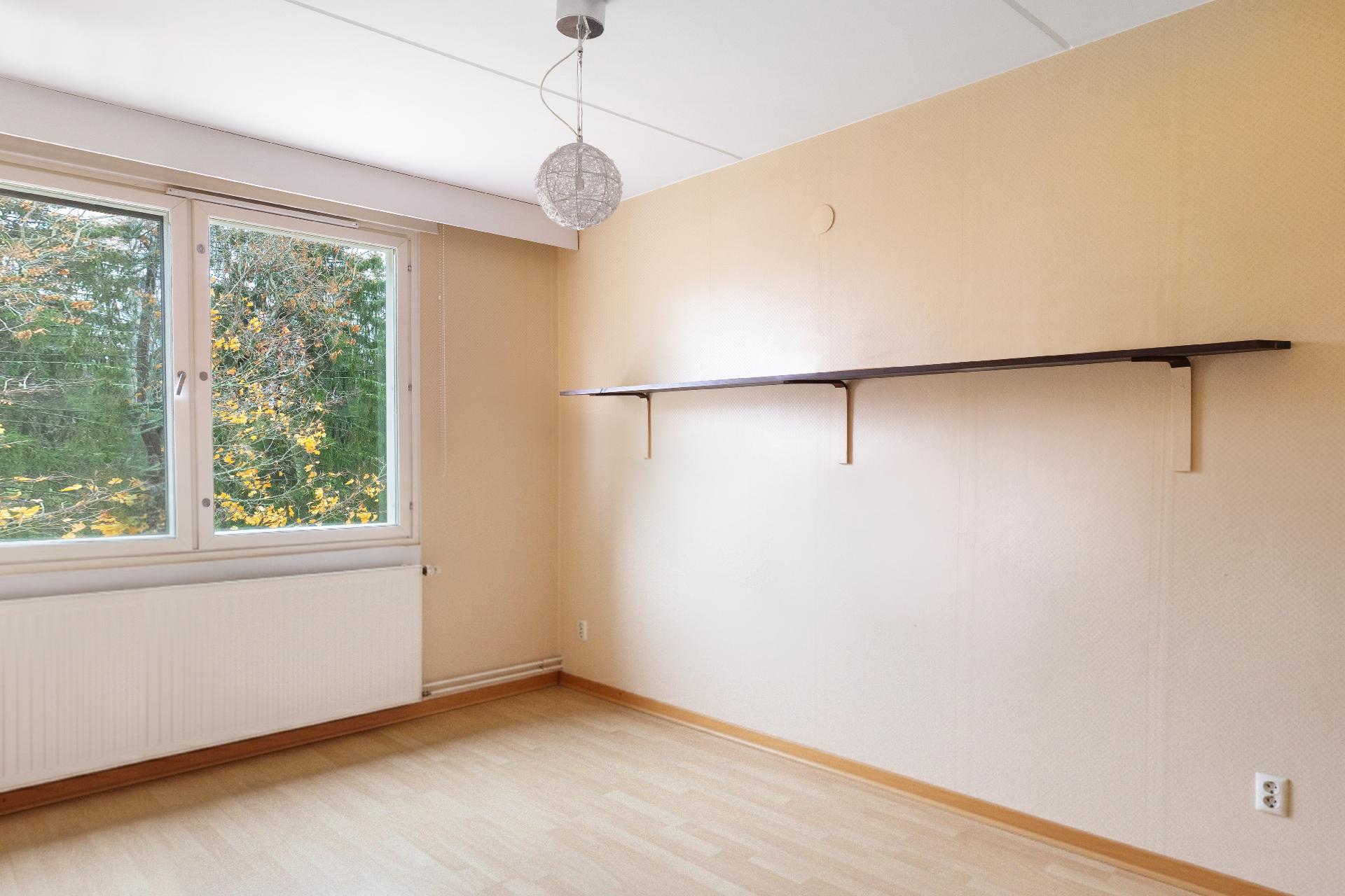 Hulluksentie 1, Masala, Kirkkonummi