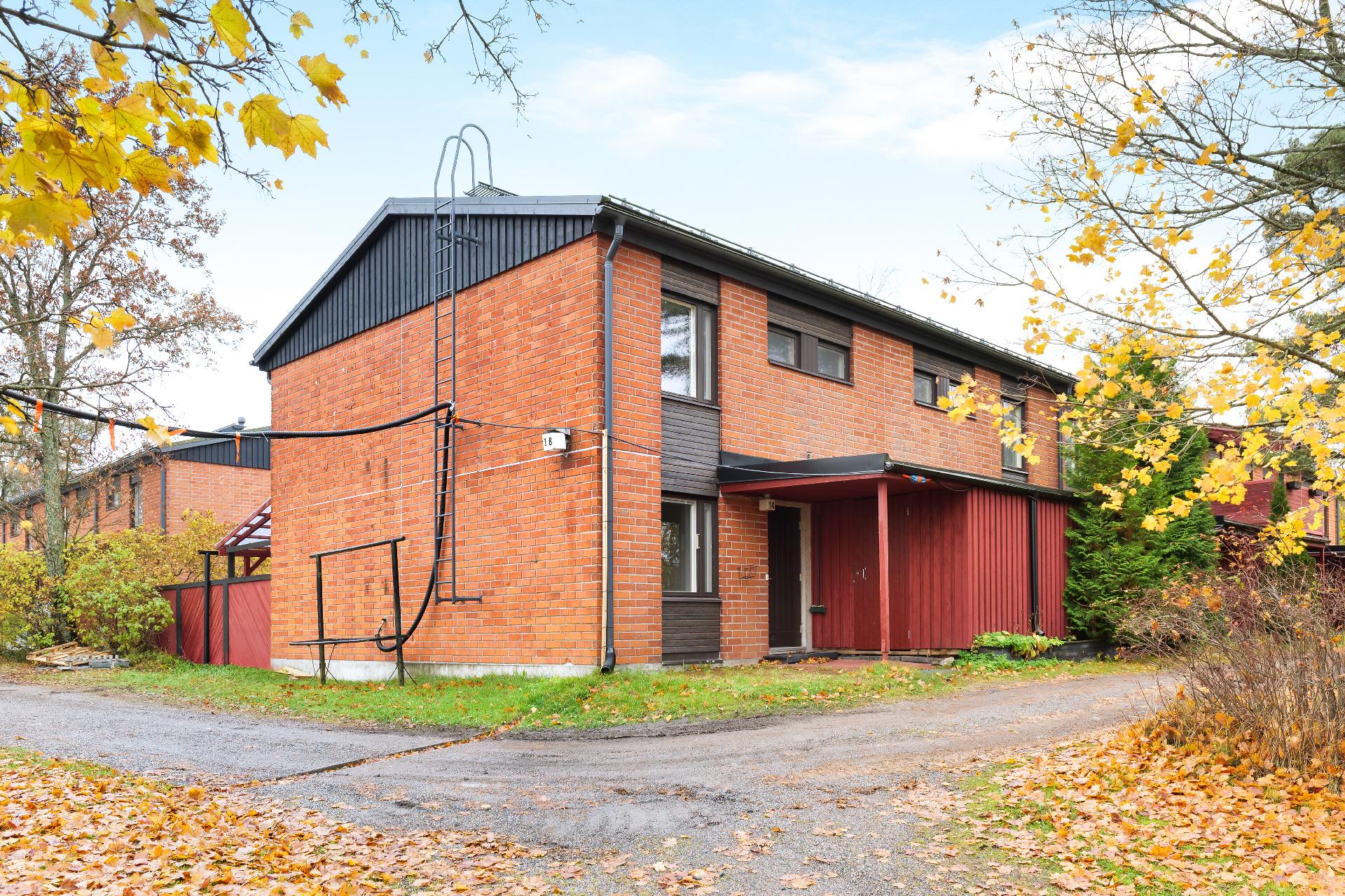 Hulluksentie 1, Masala, Kirkkonummi