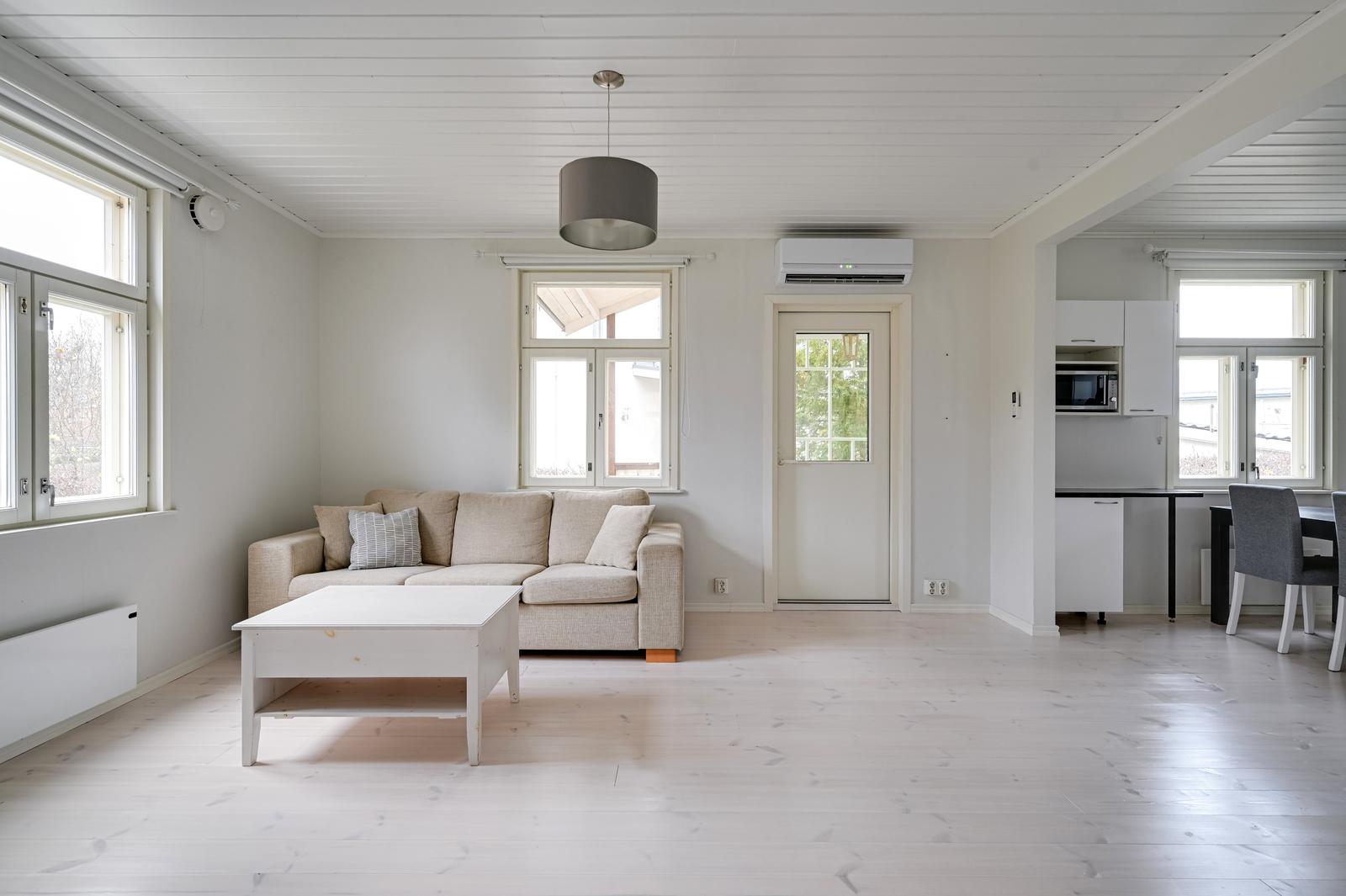 Suutarintie 14, Puistola, Helsinki