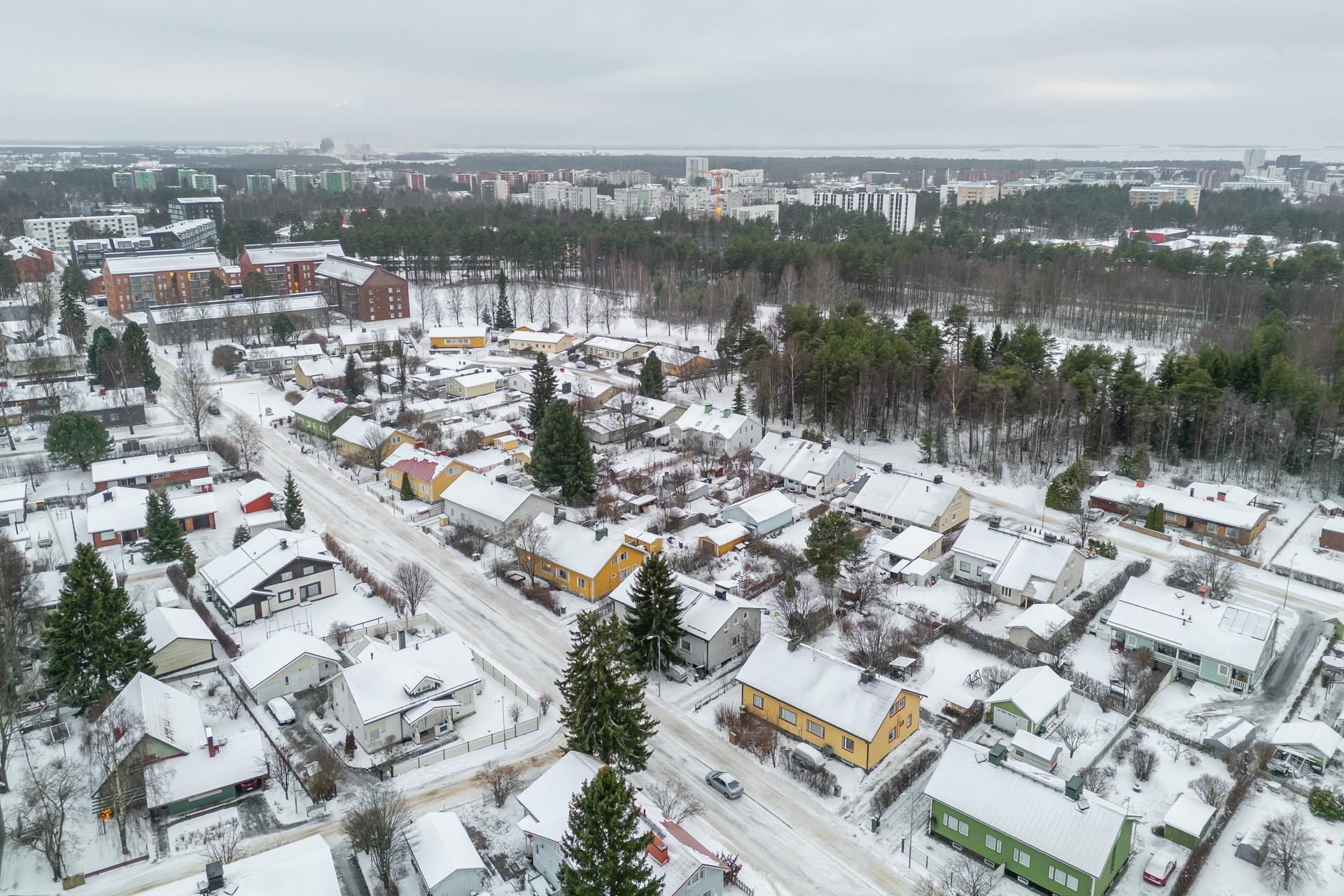 Kesätie 31, Välivainio, Oulu