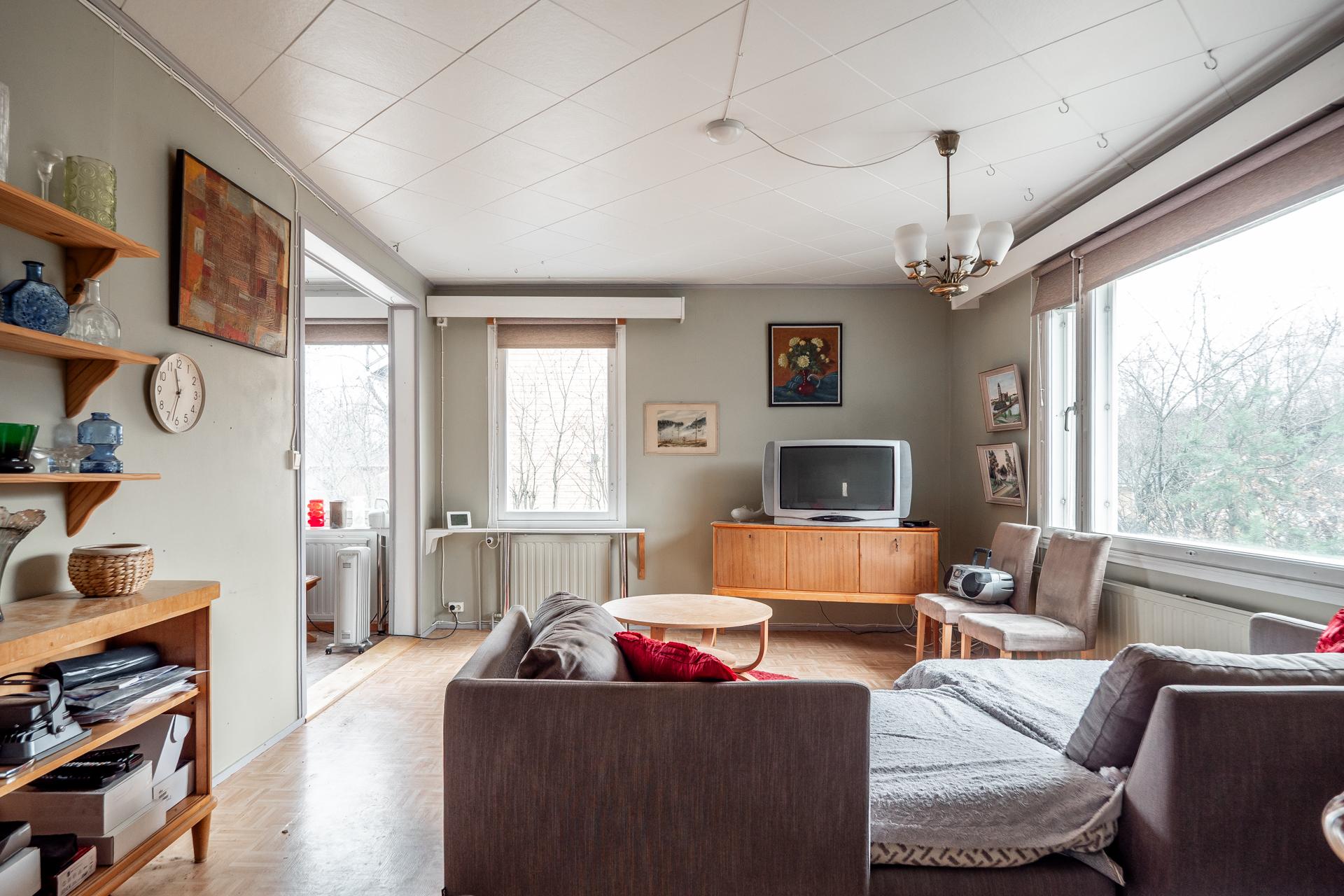 Kesätie 31, Välivainio, Oulu