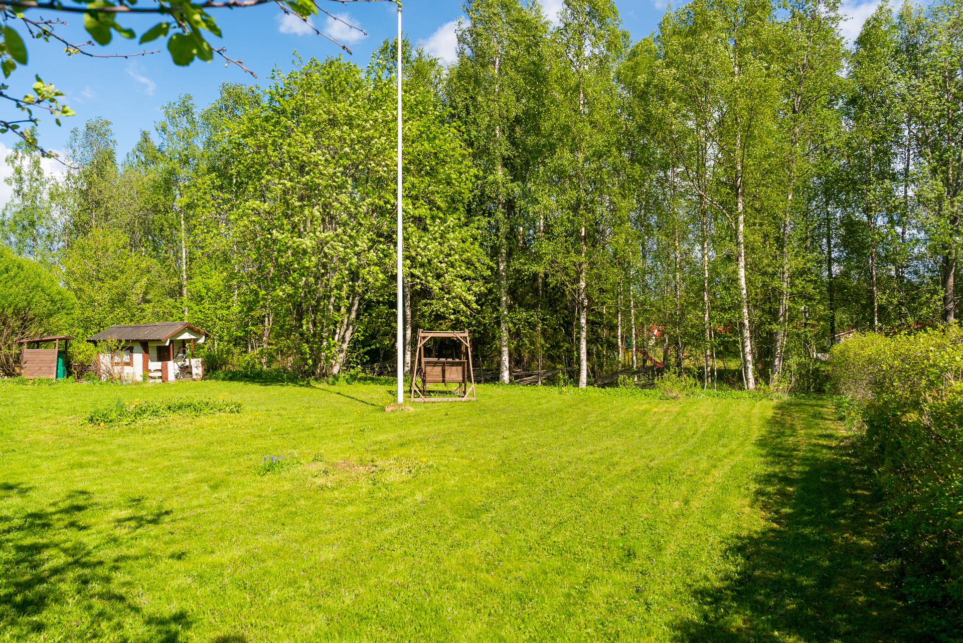 Peltotie 8, Uurainen
