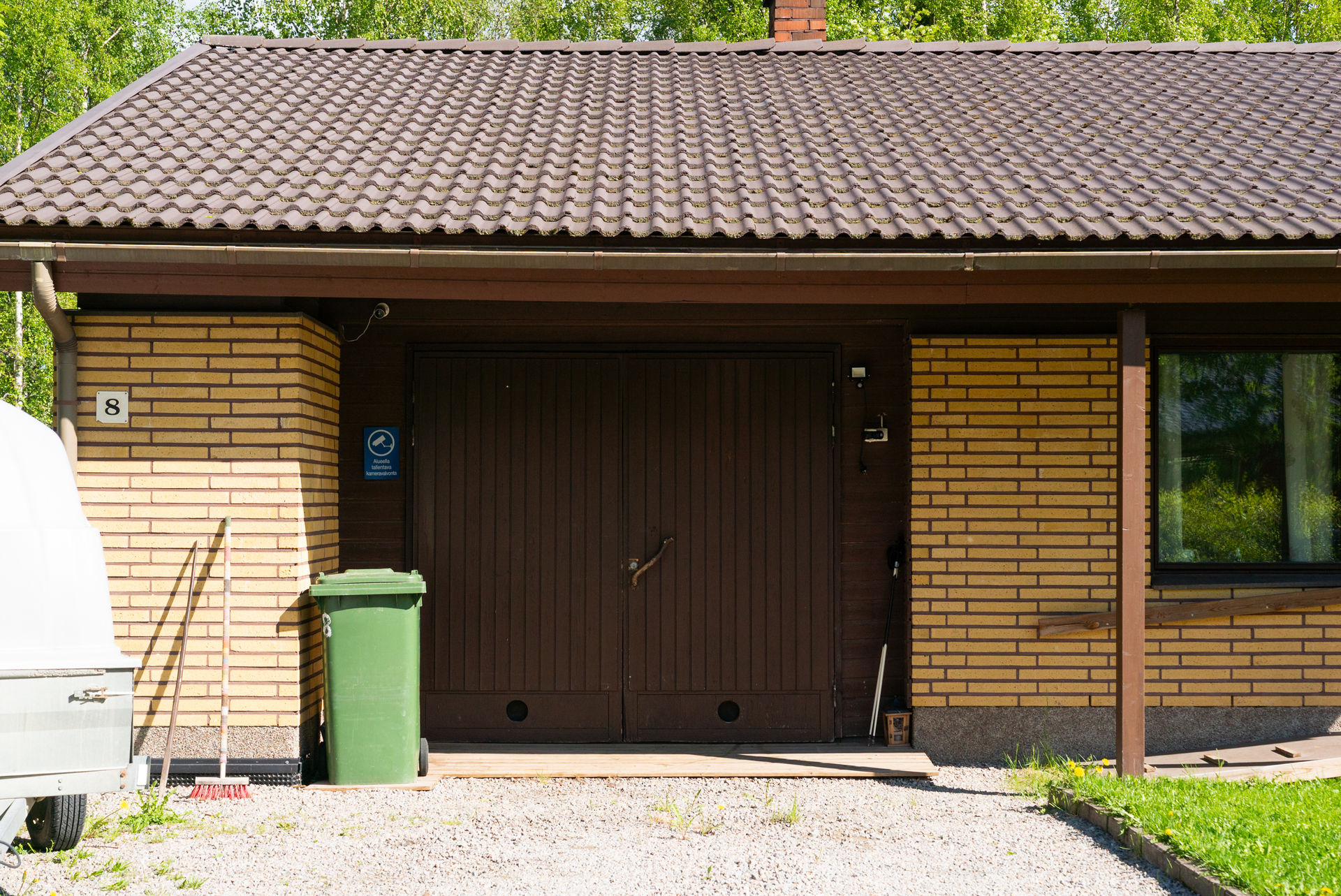 Peltotie 8, Uurainen