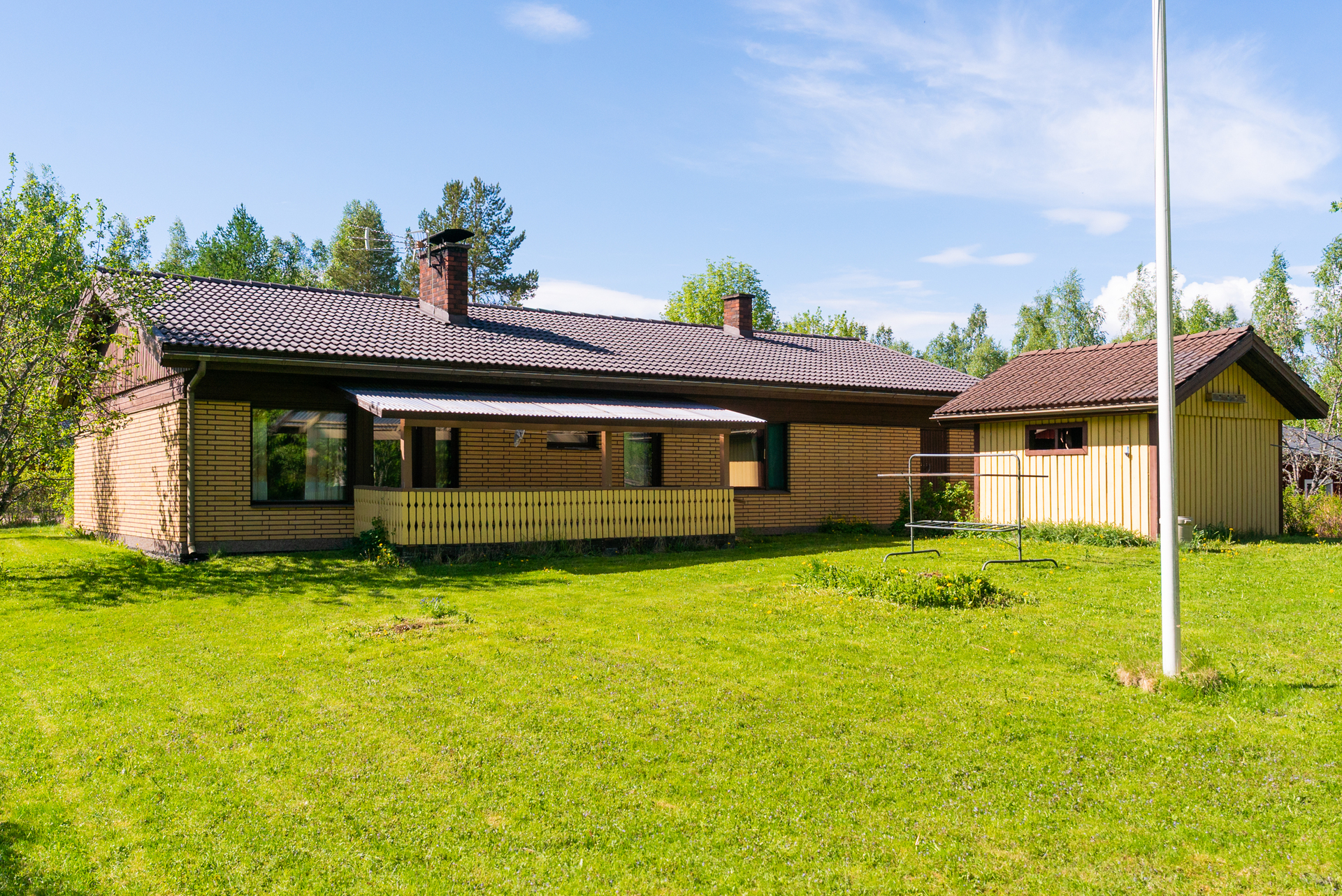 Peltotie 8, Uurainen