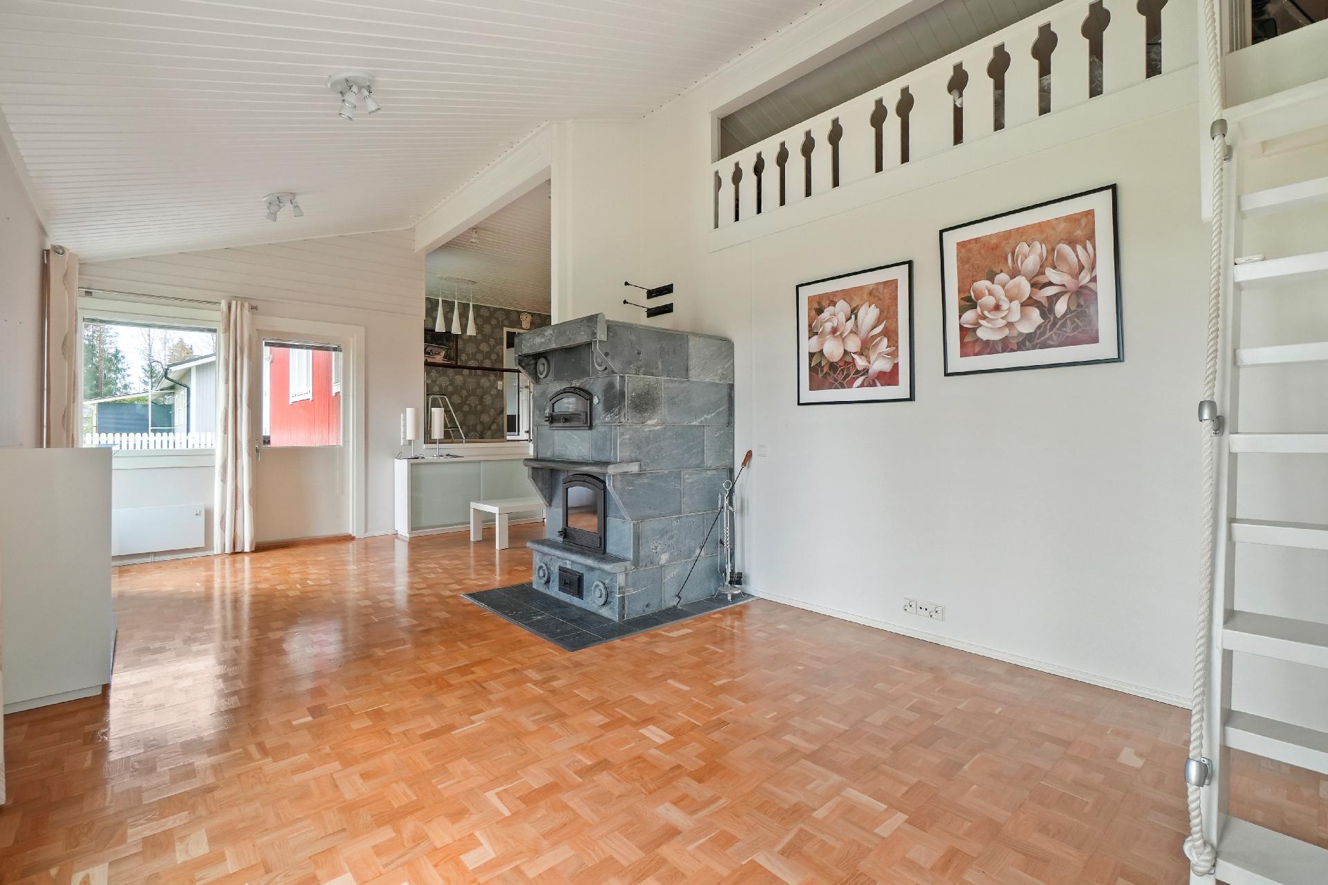 Hannantie 13, Loppi, Loppi