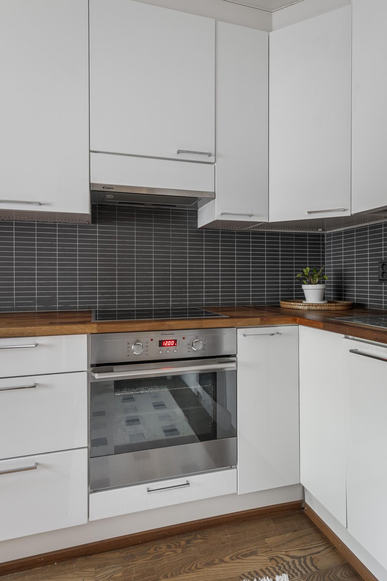 Pitkämäentie 46, Paloheinä, Helsinki