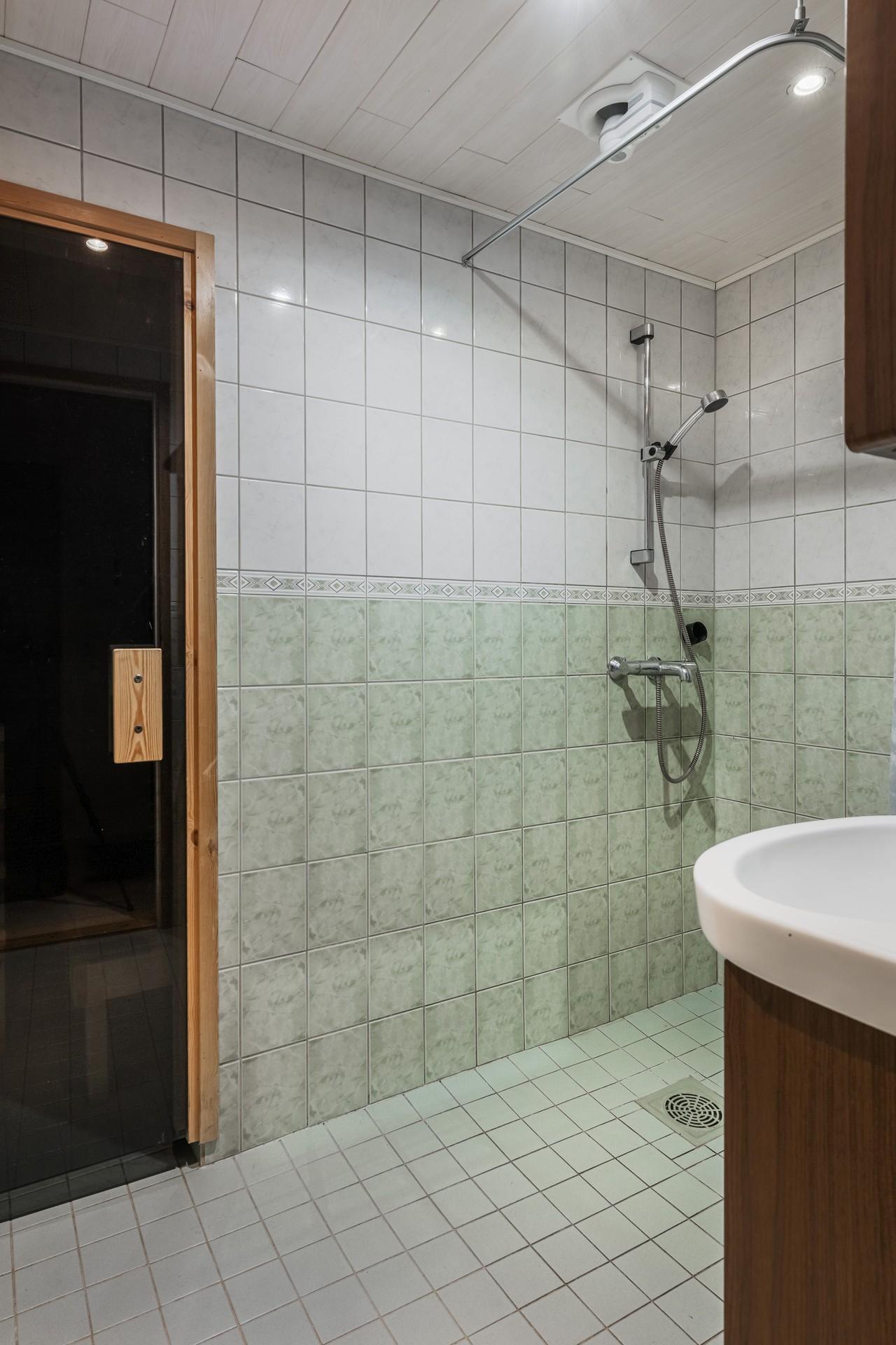 Pitkämäentie 46, Paloheinä, Helsinki