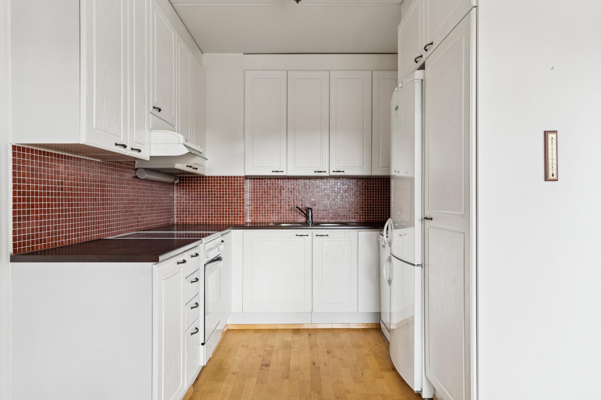 Hietaniitynpolku 2, Ylä-Malmi, Helsinki