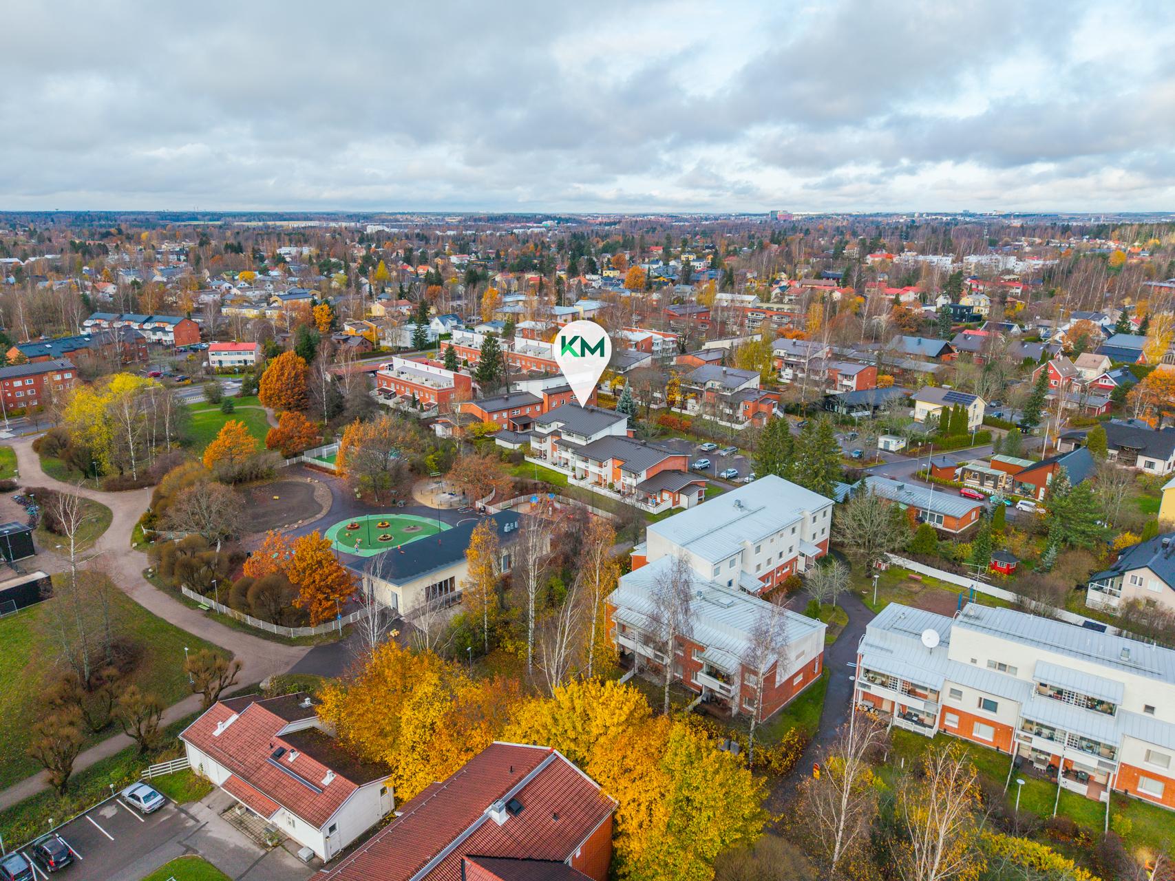 Hietaniitynpolku 2, Ylä-Malmi, Helsinki