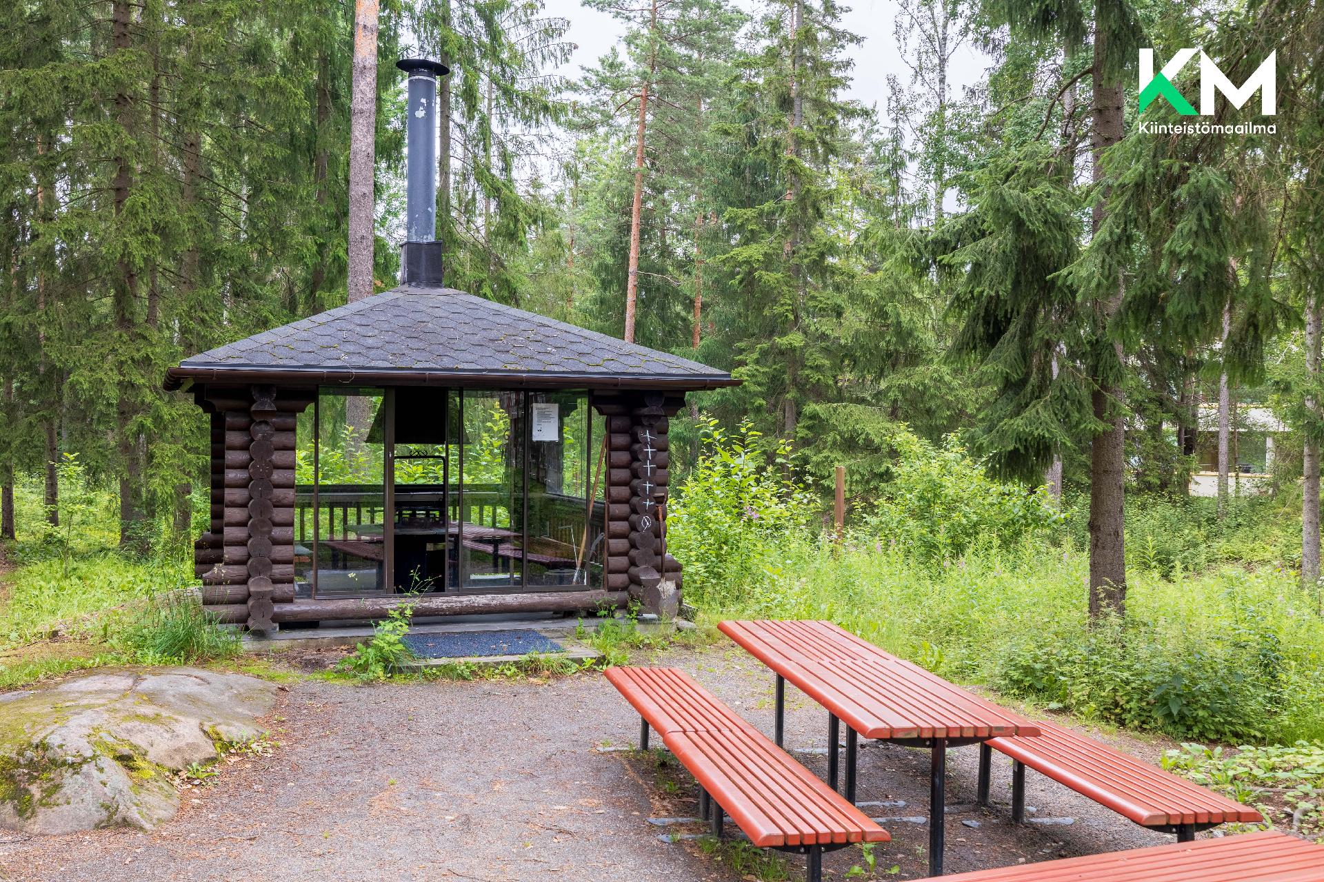 Kaivosrinteentie 1, Kaivoksela, Vantaa